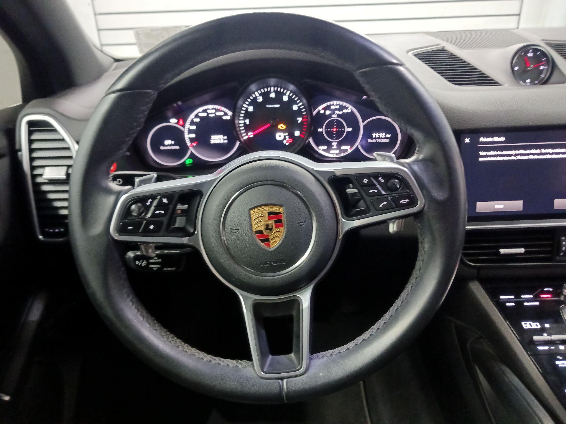 Thumbnail: 2023 Porsche Cayenne - 10