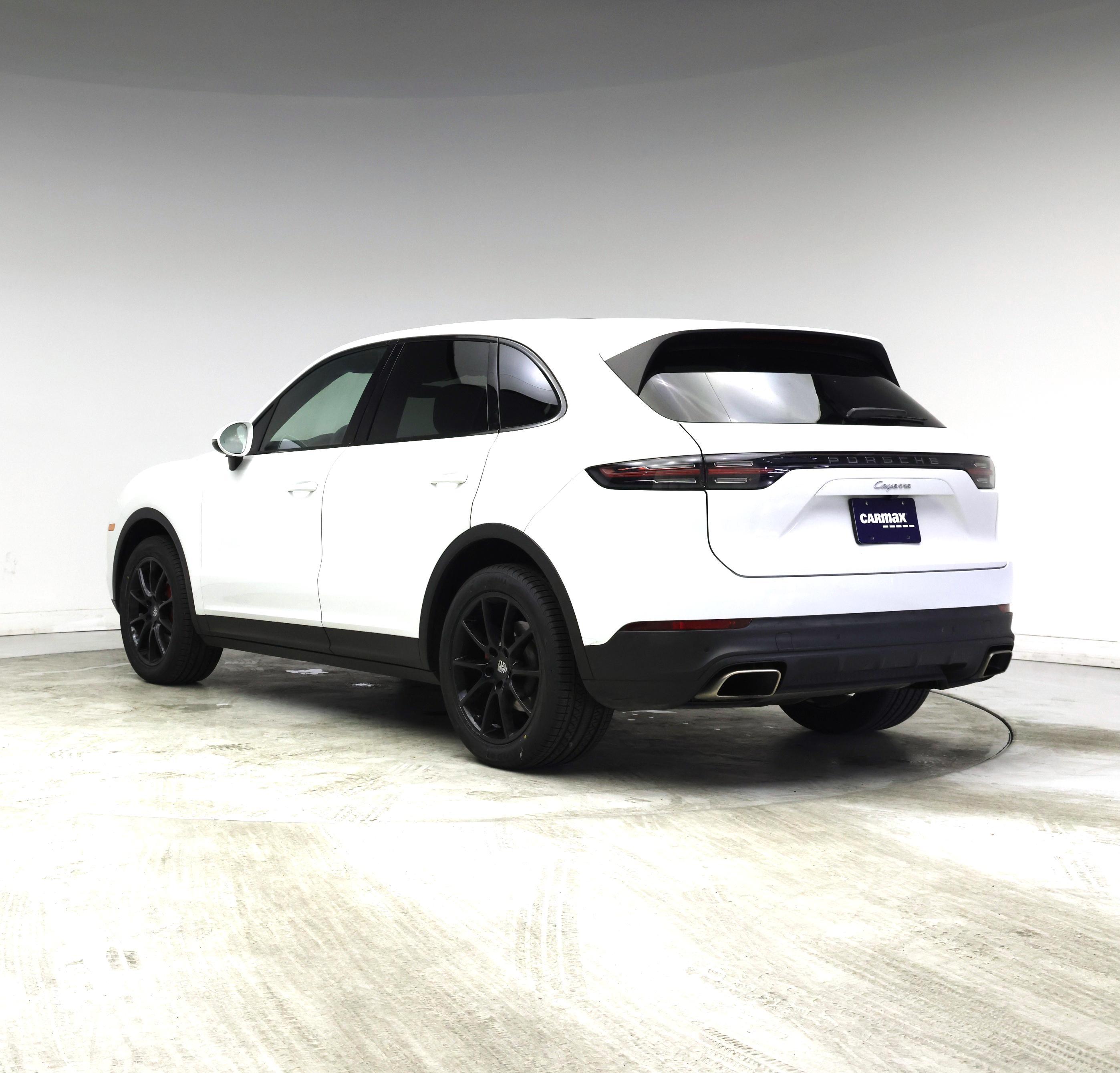 Thumbnail: 2023 Porsche Cayenne - 2