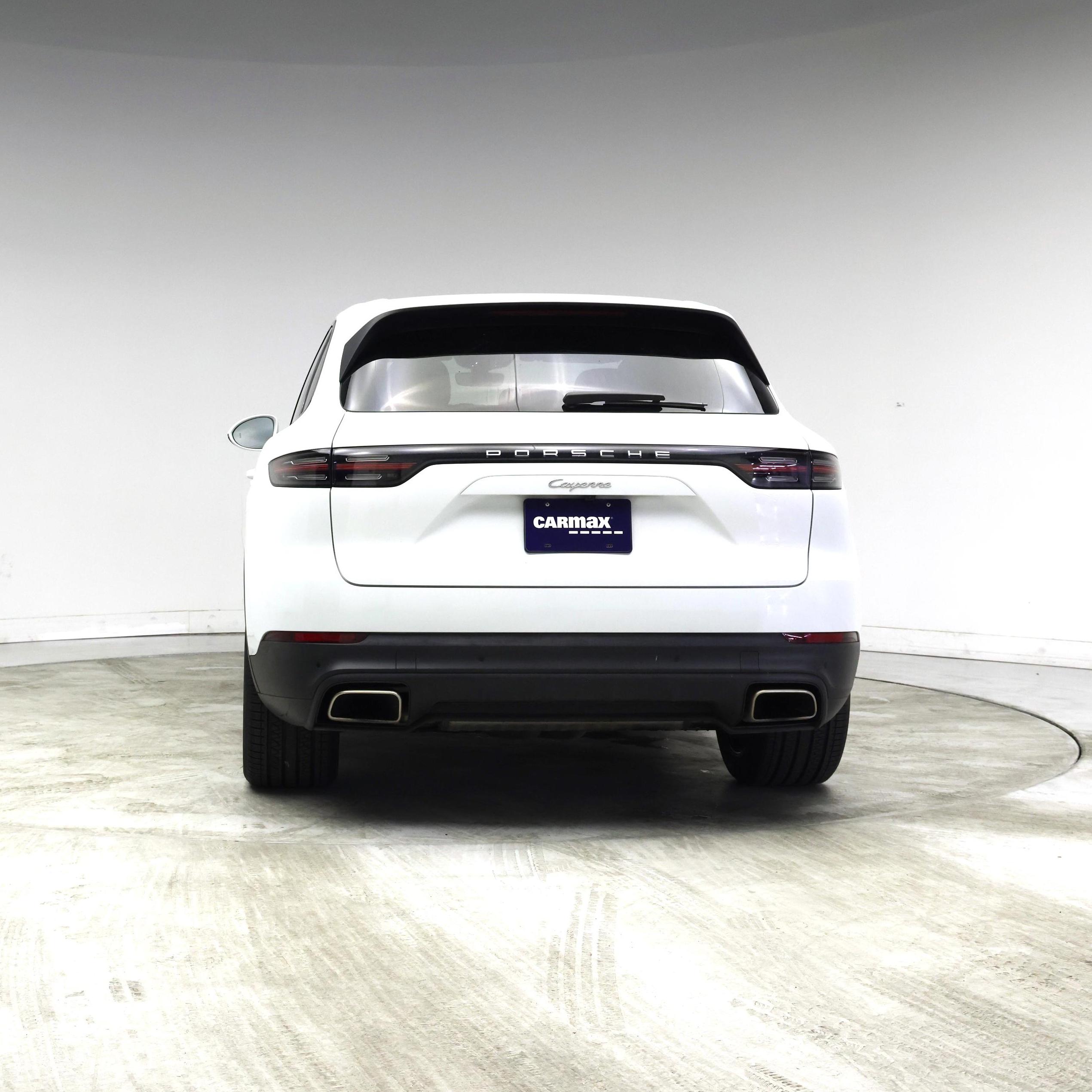 Thumbnail: 2023 Porsche Cayenne - 6