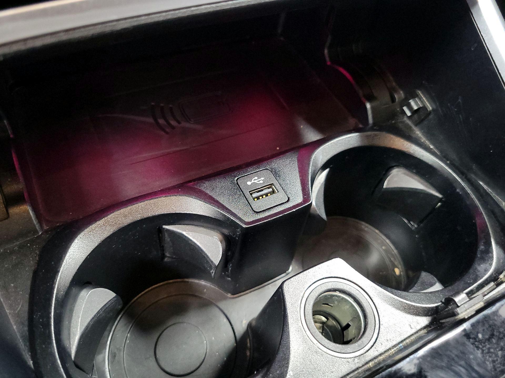 Thumbnail: 2024 BMW M2 - 18