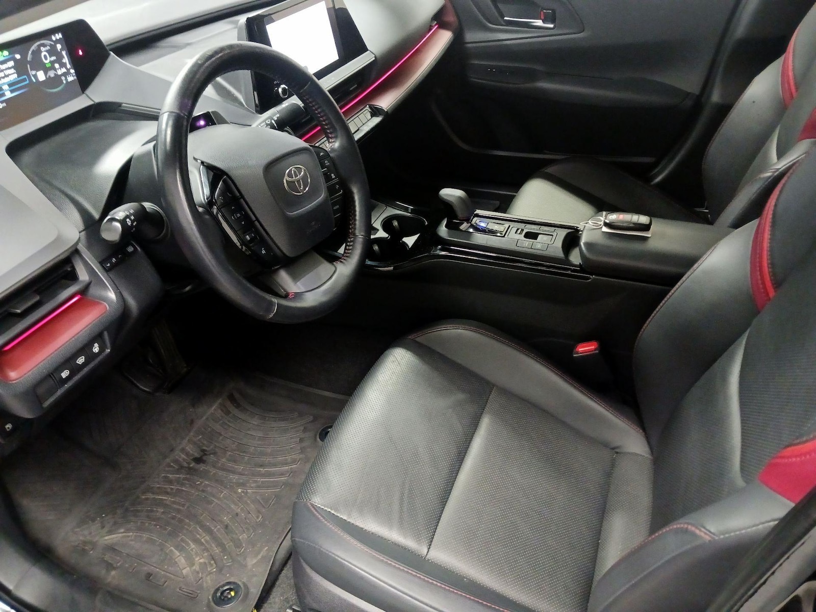 2023 Toyota Prius Prime XSE - Photo 12
