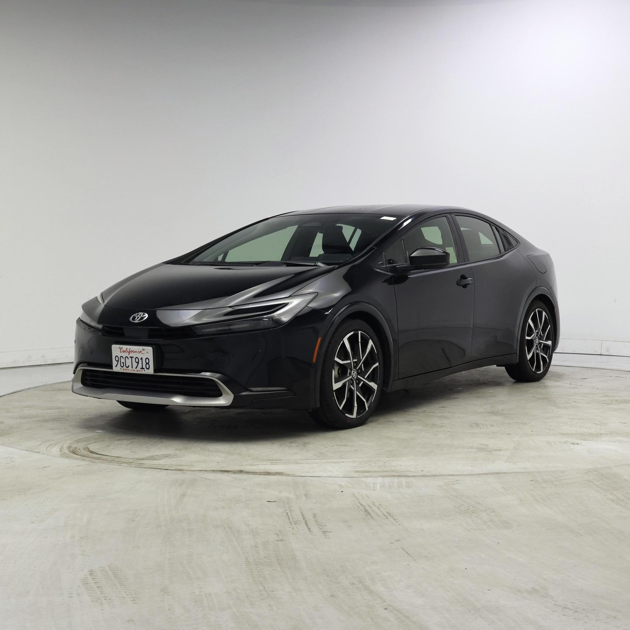 Thumbnail: 2023 Toyota Prius Prime - 4