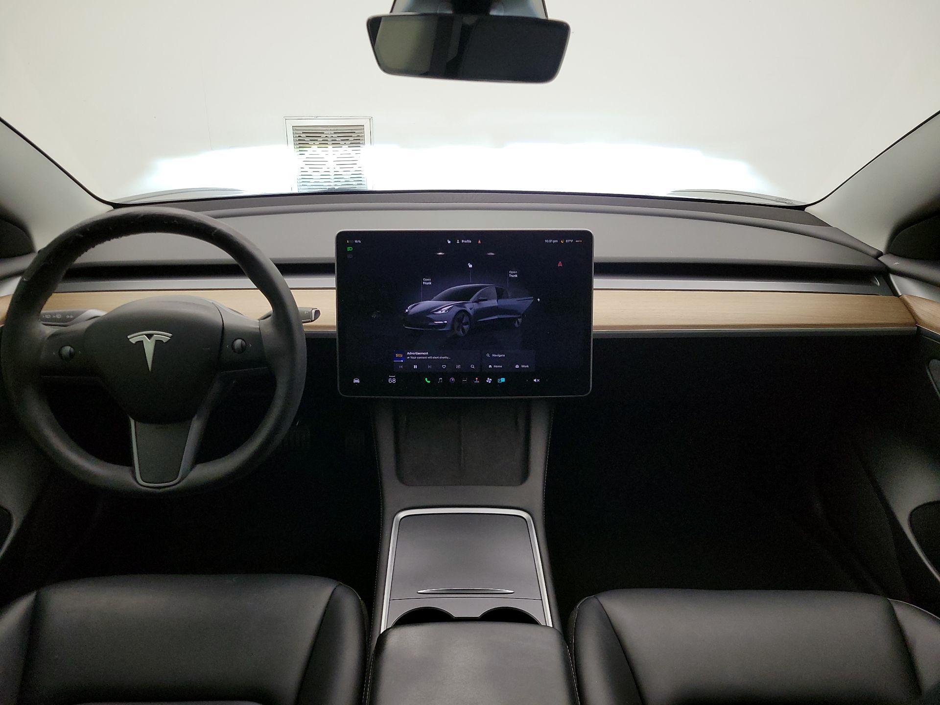 Thumbnail: 2023 Tesla Model 3 - 9