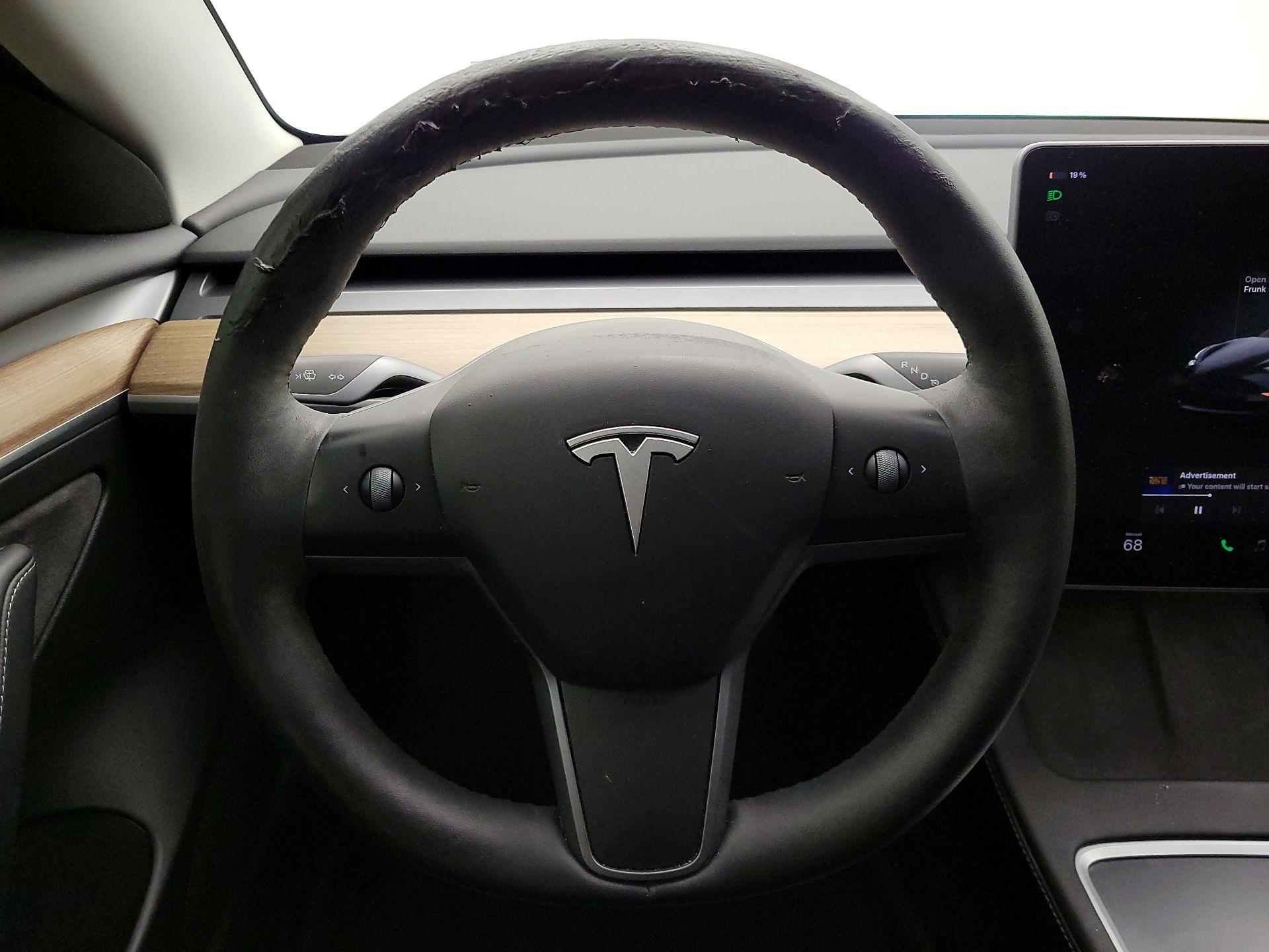 Thumbnail: 2023 Tesla Model 3 - 10