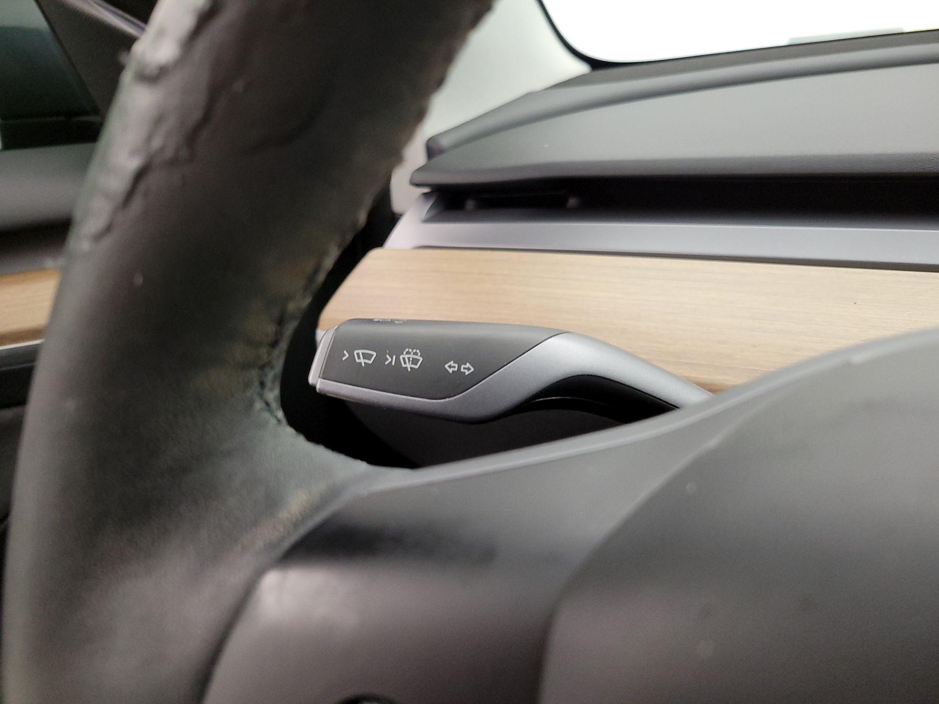 Thumbnail: 2023 Tesla Model 3 - 13