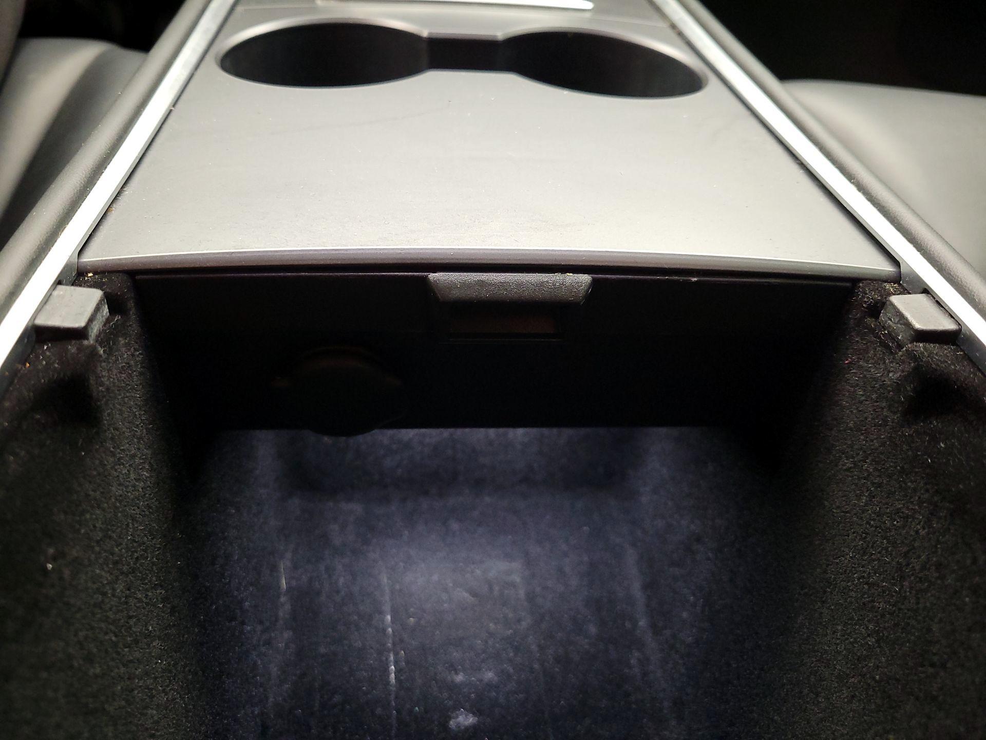 Thumbnail: 2023 Tesla Model 3 - 18