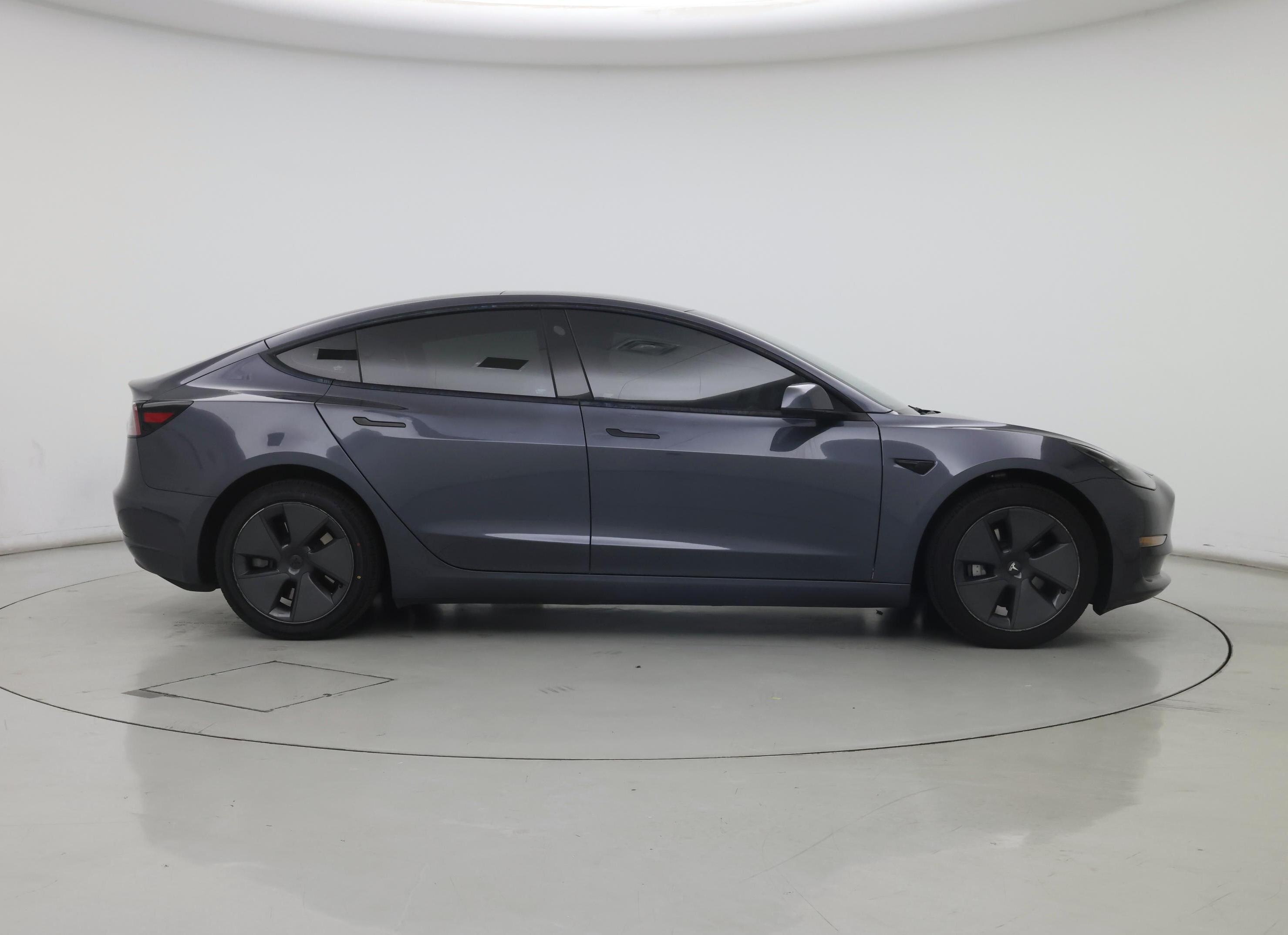 Thumbnail: 2023 Tesla Model 3 - 7