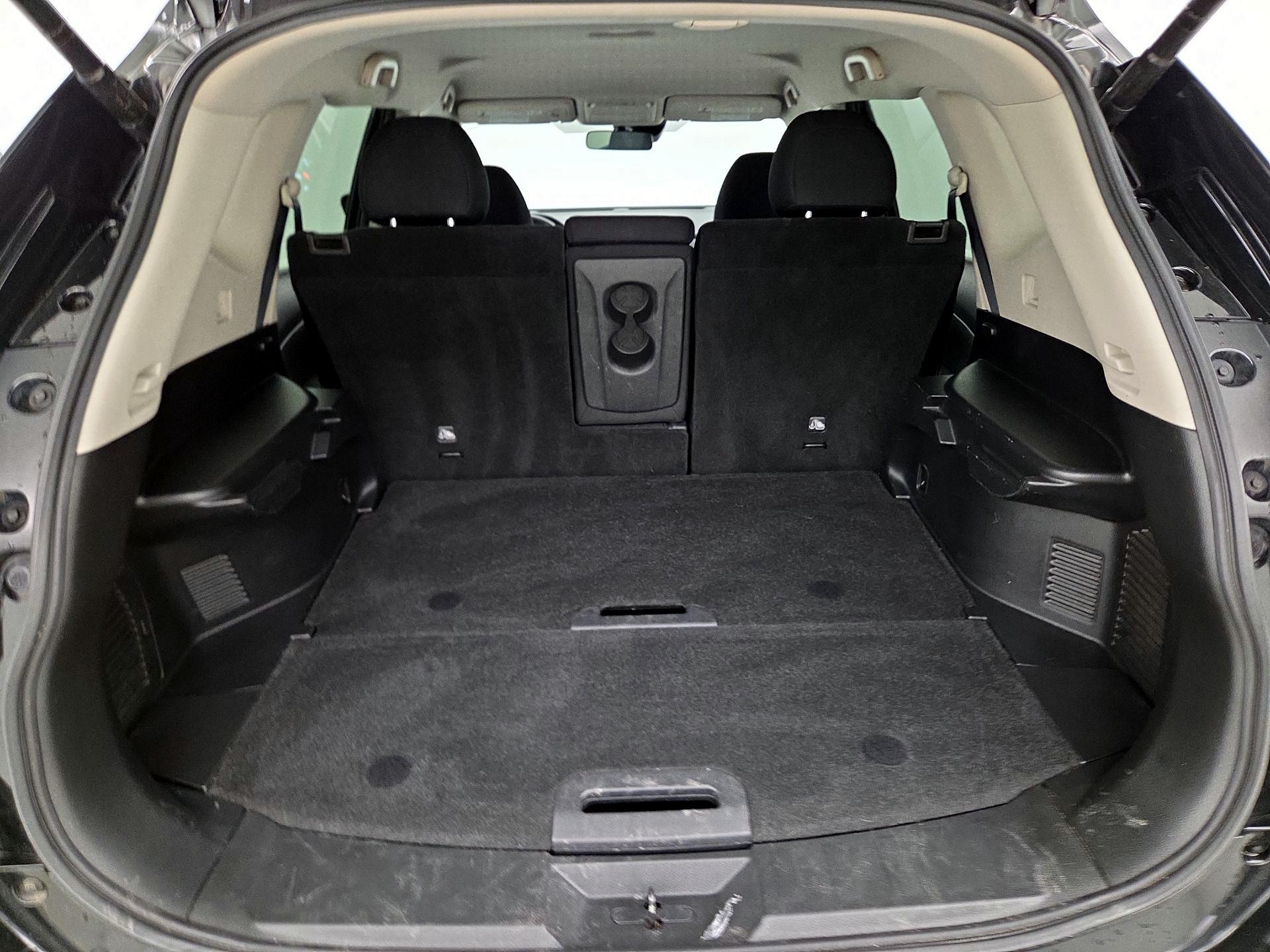 Thumbnail: 2019 Nissan Rogue - 20