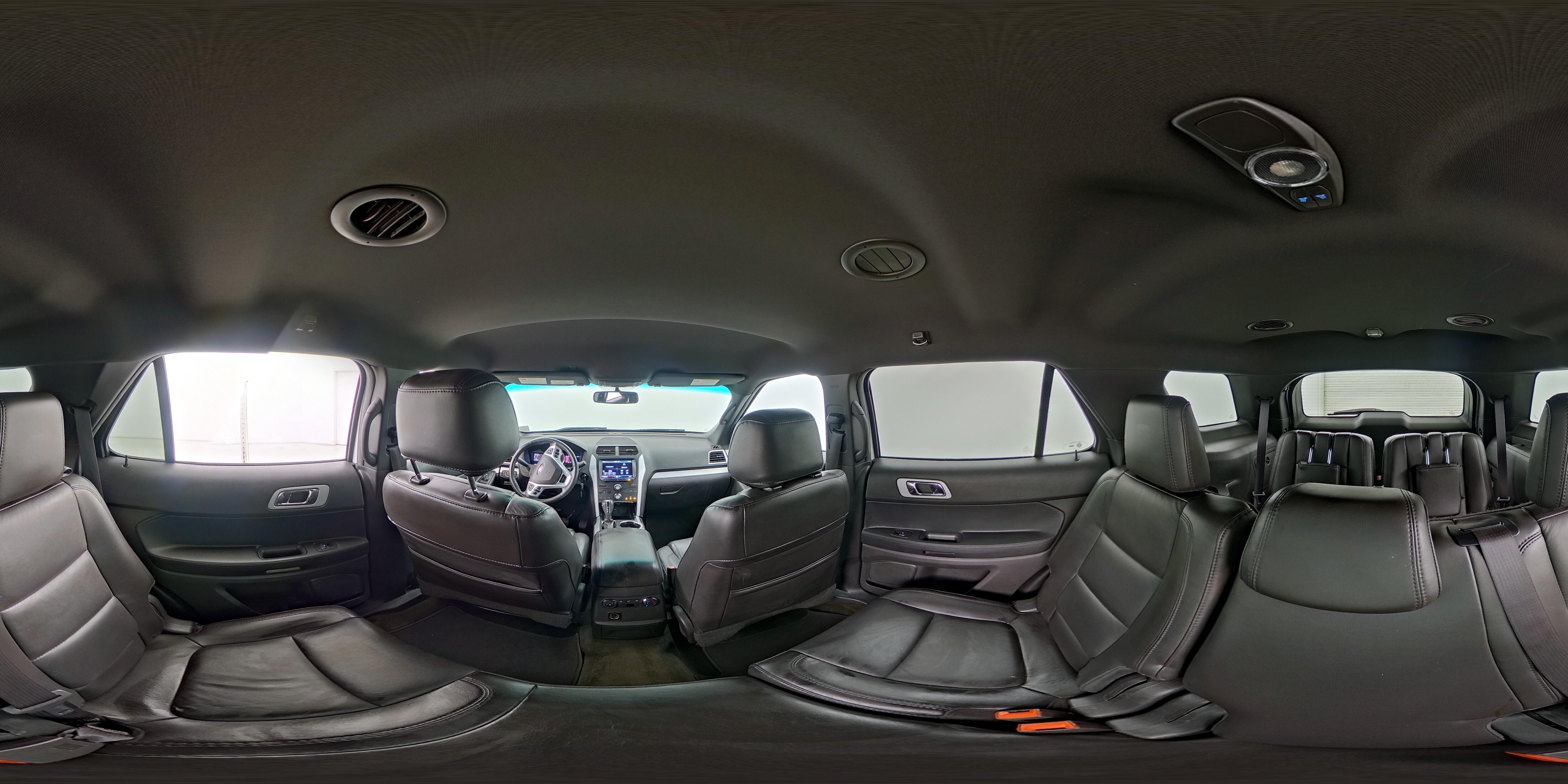 2015 Ford Explorer XLT - Photo 28