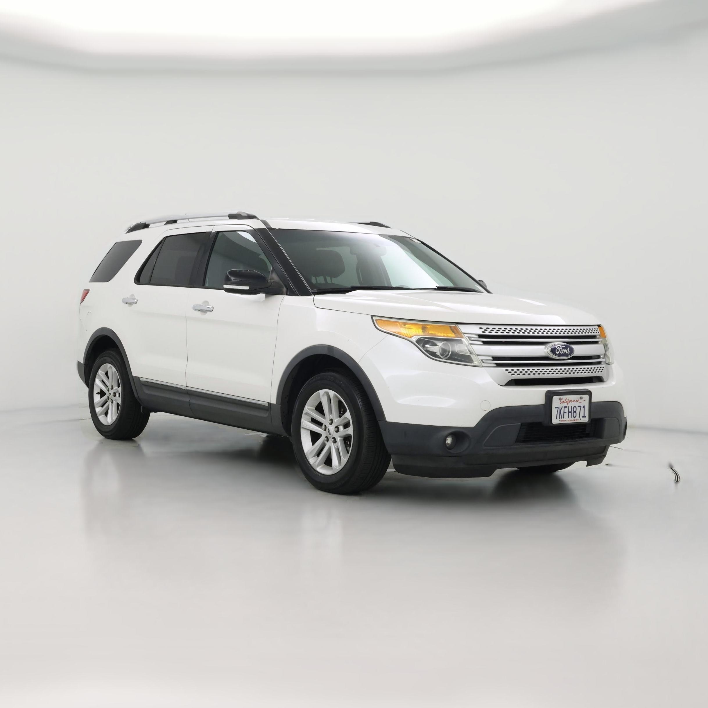 Thumbnail: 2015 Ford Explorer - 1