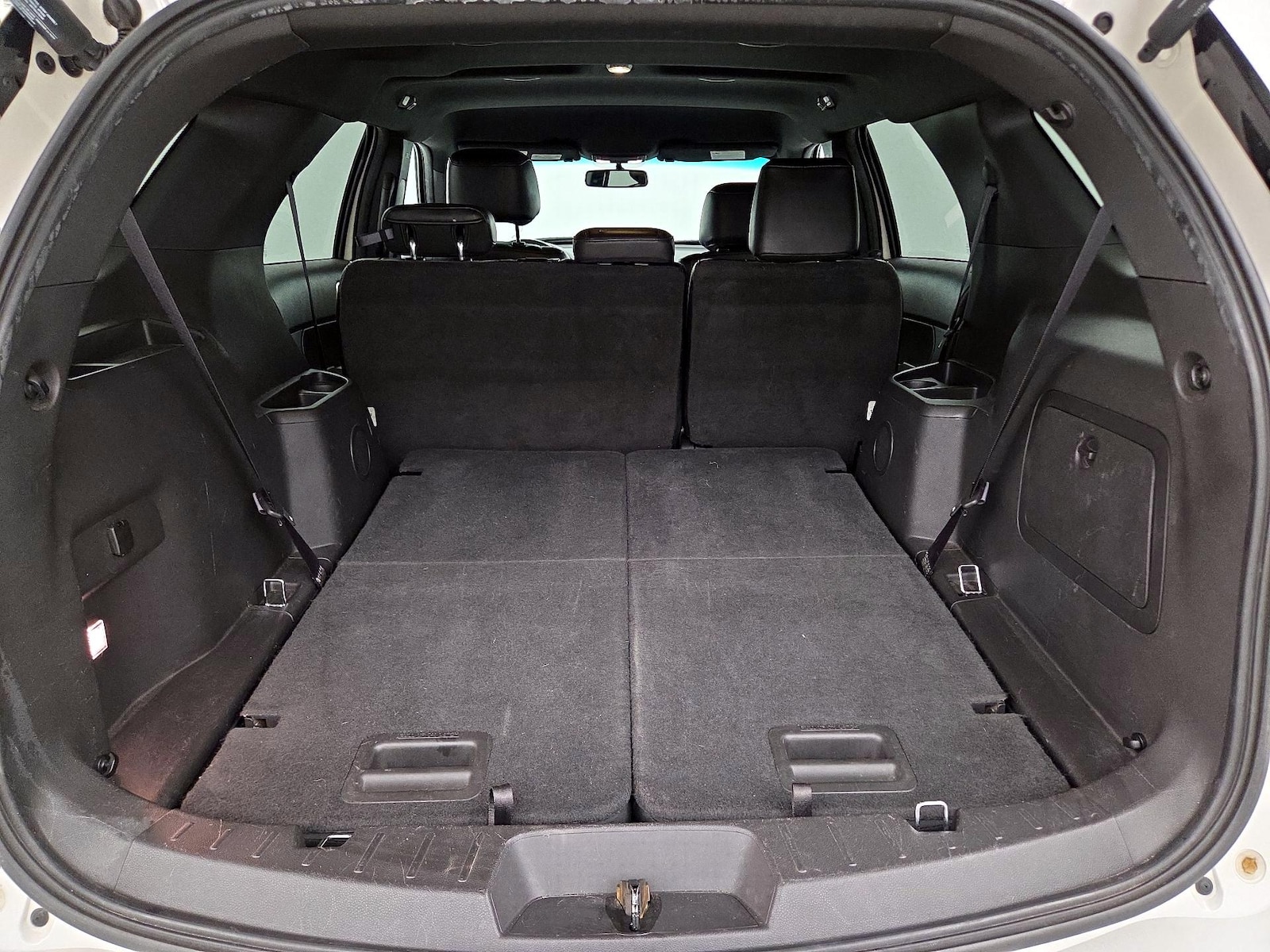 2015 Ford Explorer XLT - Photo 24