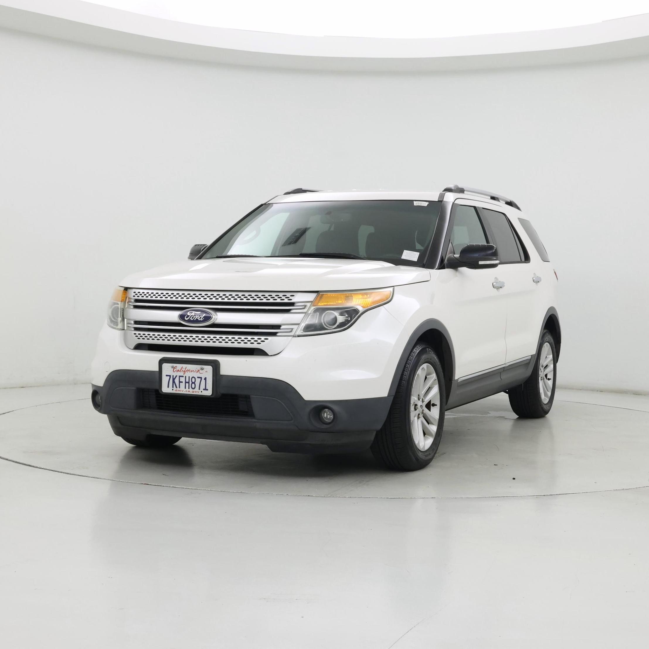 Thumbnail: 2015 Ford Explorer - 4