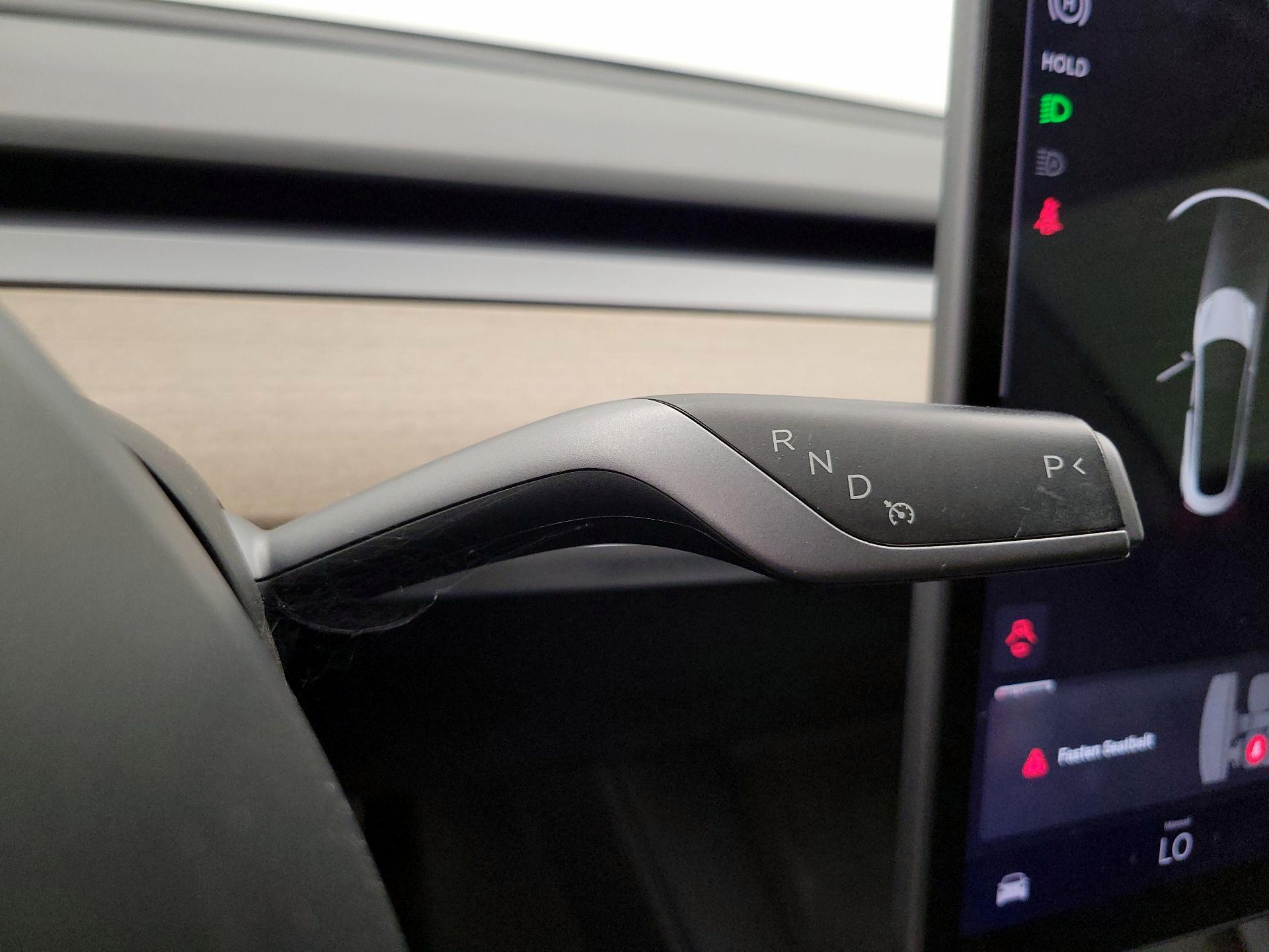 Thumbnail: 2022 Tesla Model 3 - 16