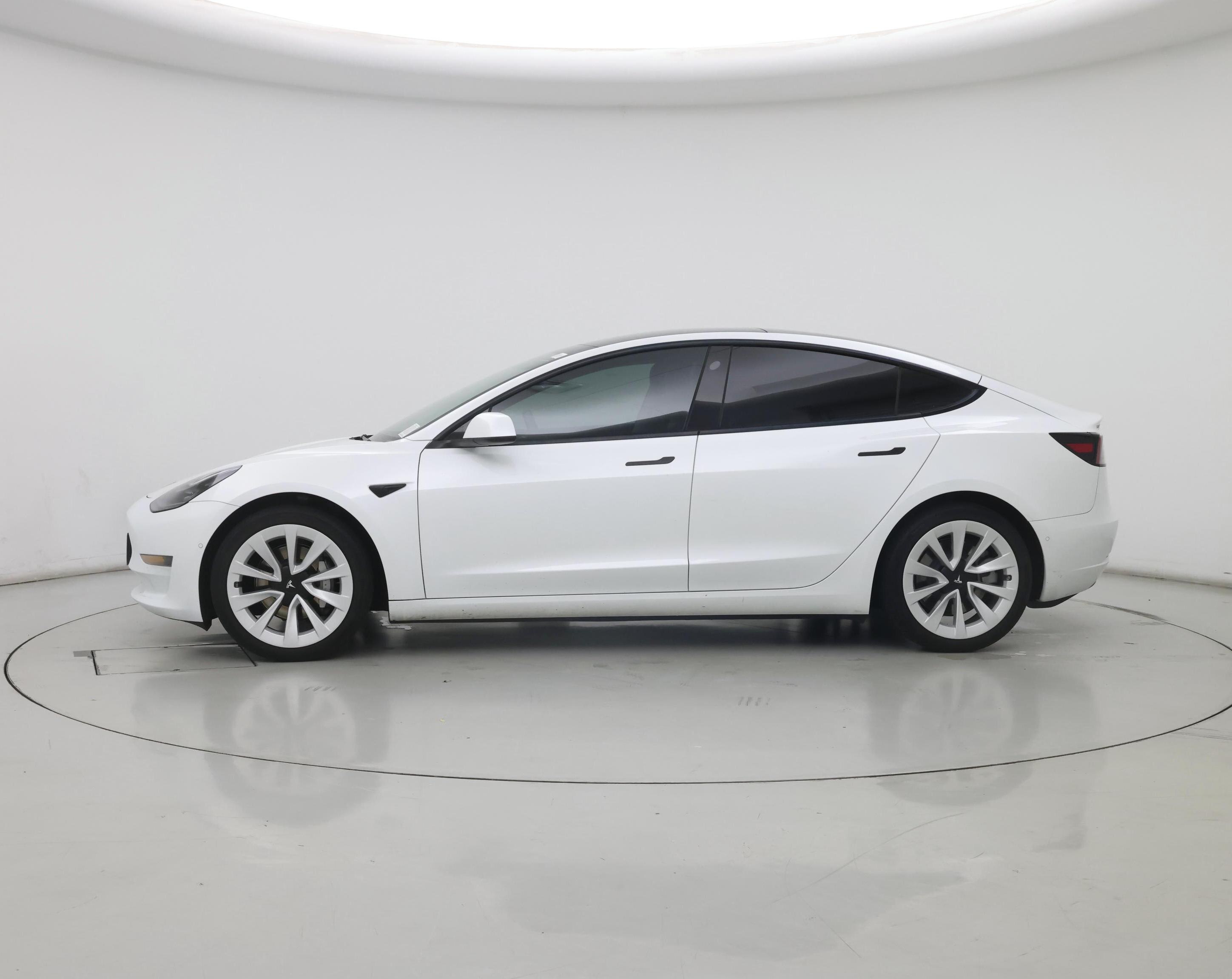 Thumbnail: 2022 Tesla Model 3 - 3