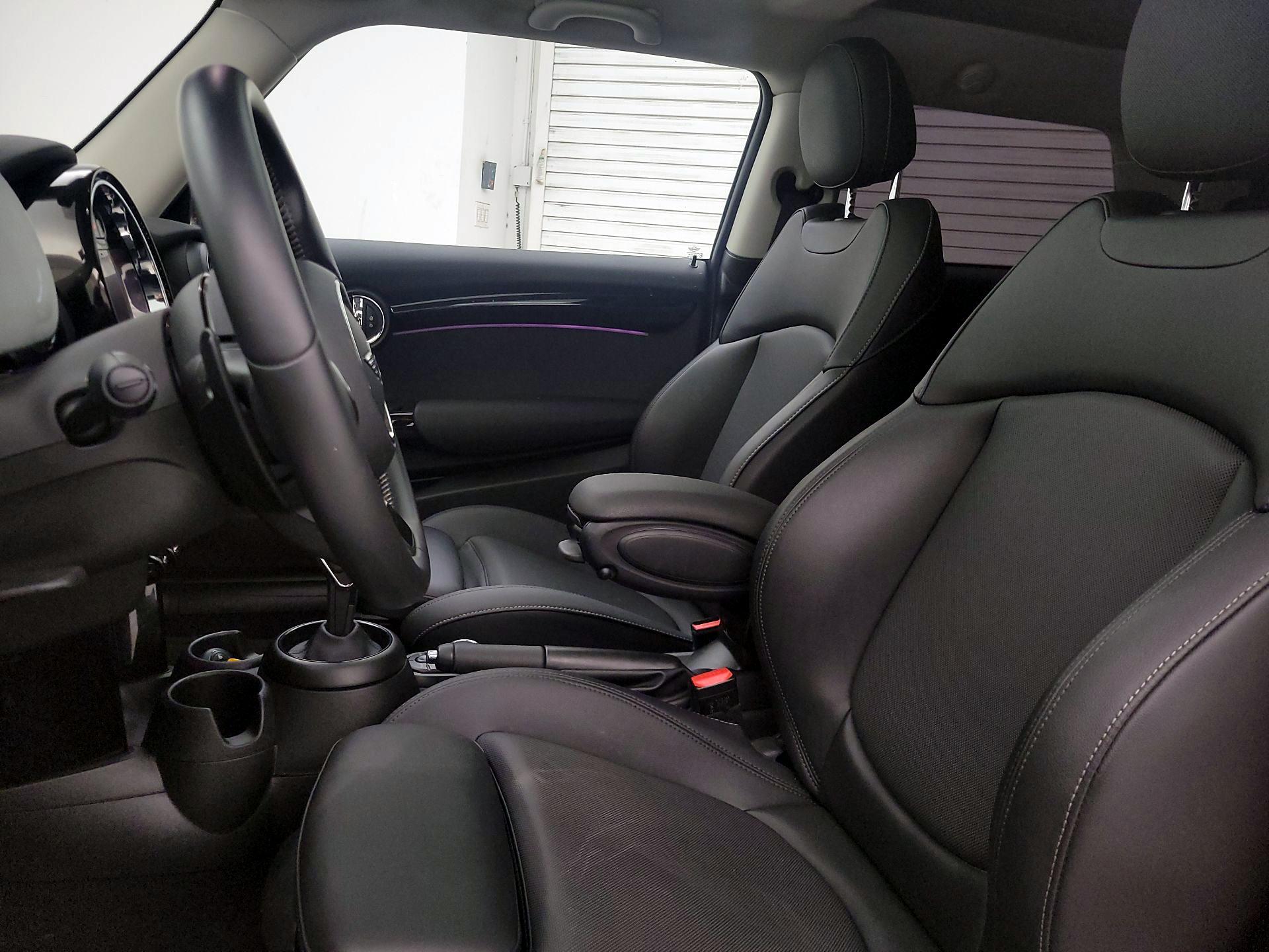 Thumbnail: 2022 MINI Cooper Hardtop - 10