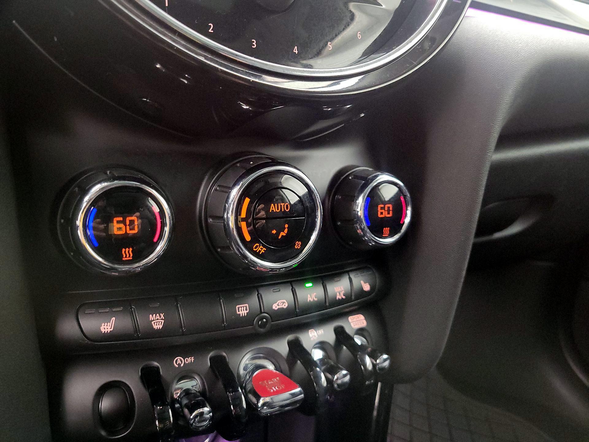 Thumbnail: 2022 MINI Cooper Hardtop - 16