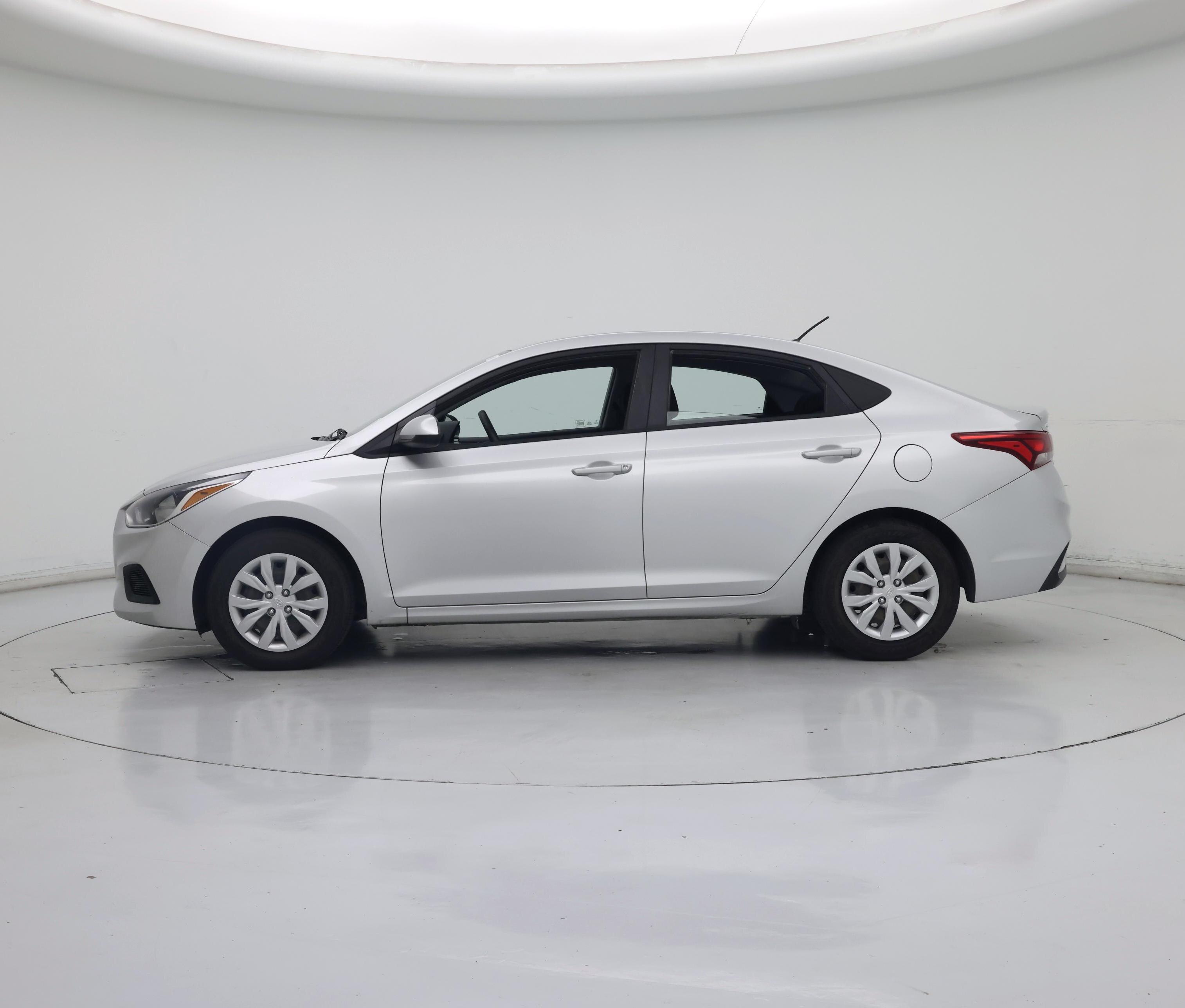 Thumbnail: 2021 Hyundai Accent - 3