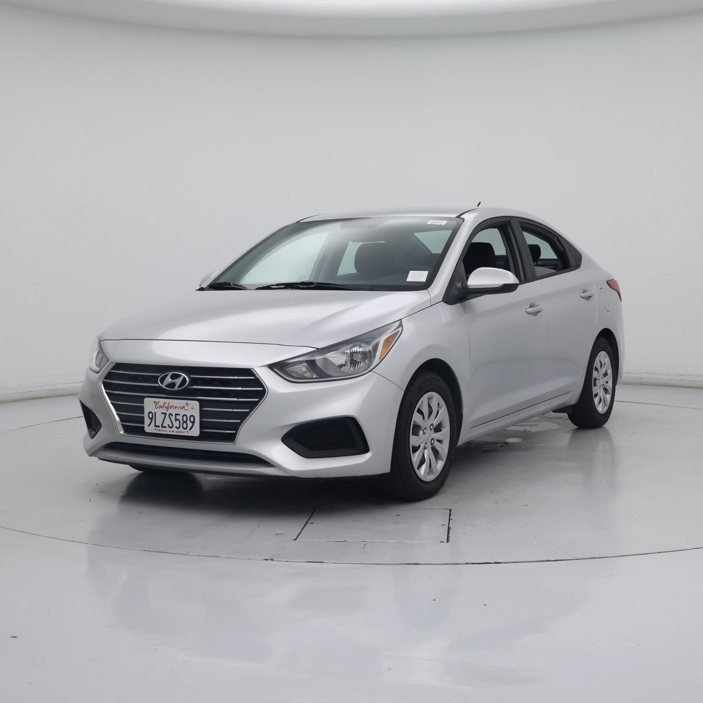 Thumbnail: 2021 Hyundai Accent - 4