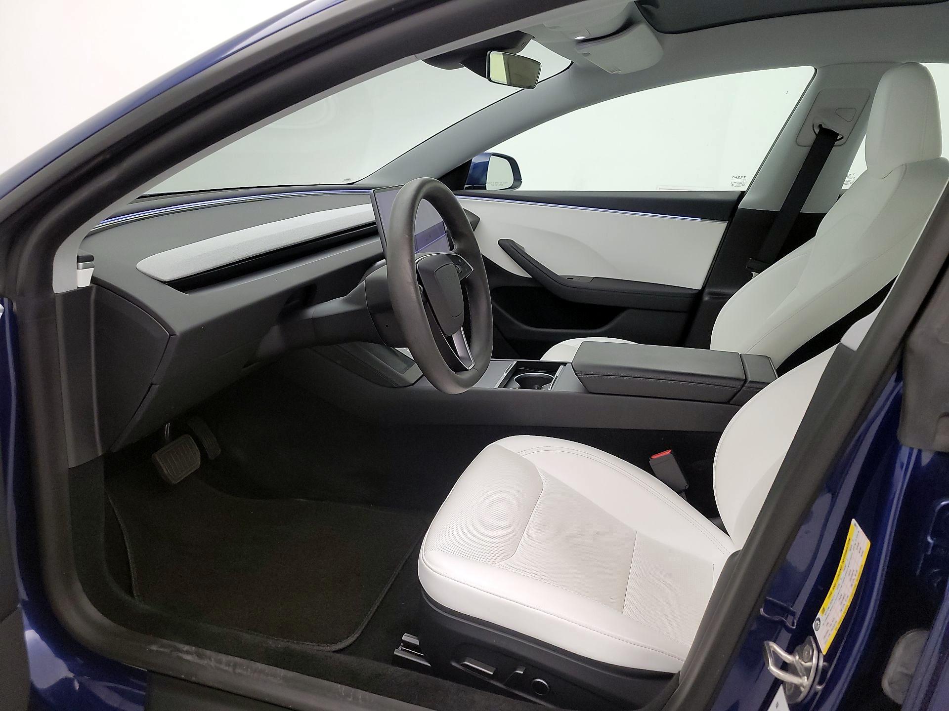 Thumbnail: 2024 Tesla Model 3 - 9