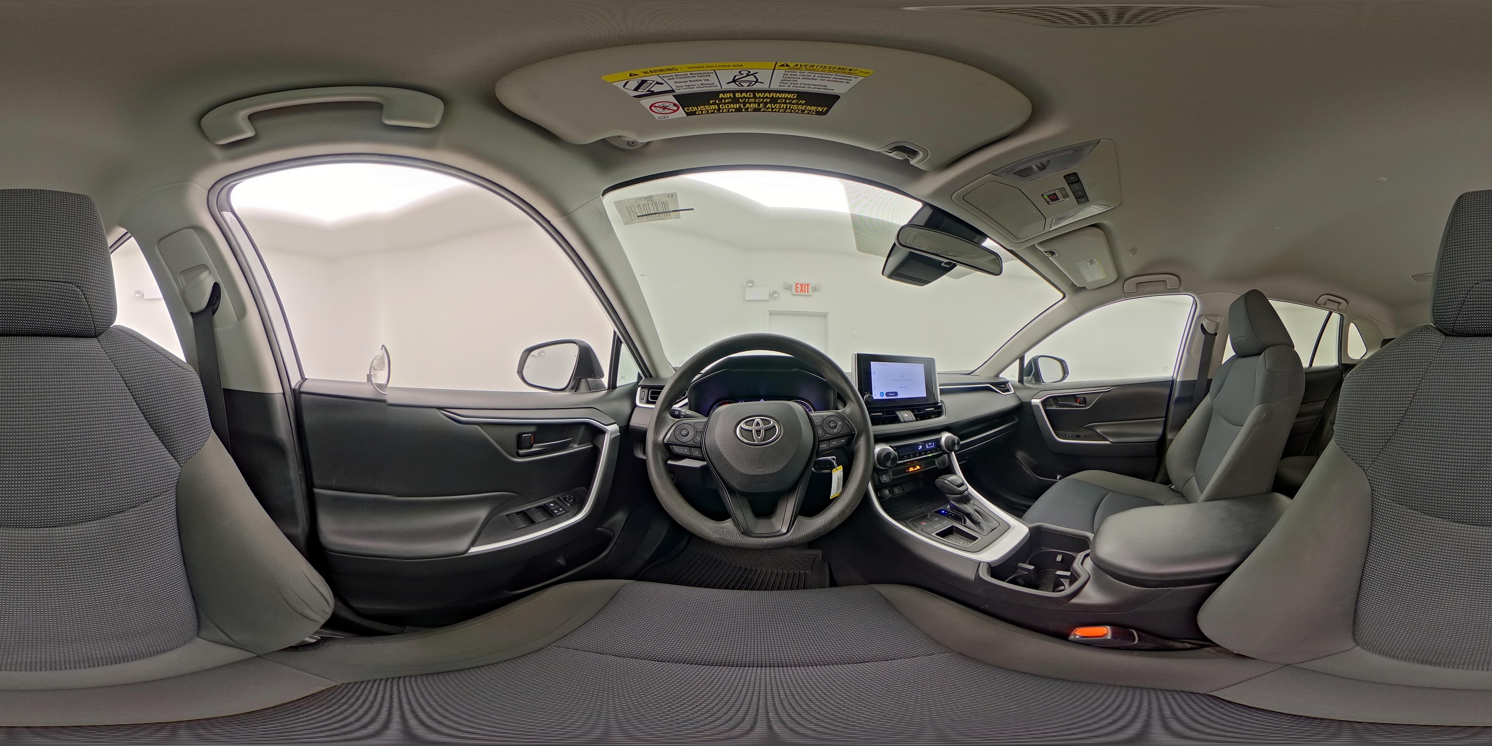 2023 Toyota RAV4 LE - Photo 24