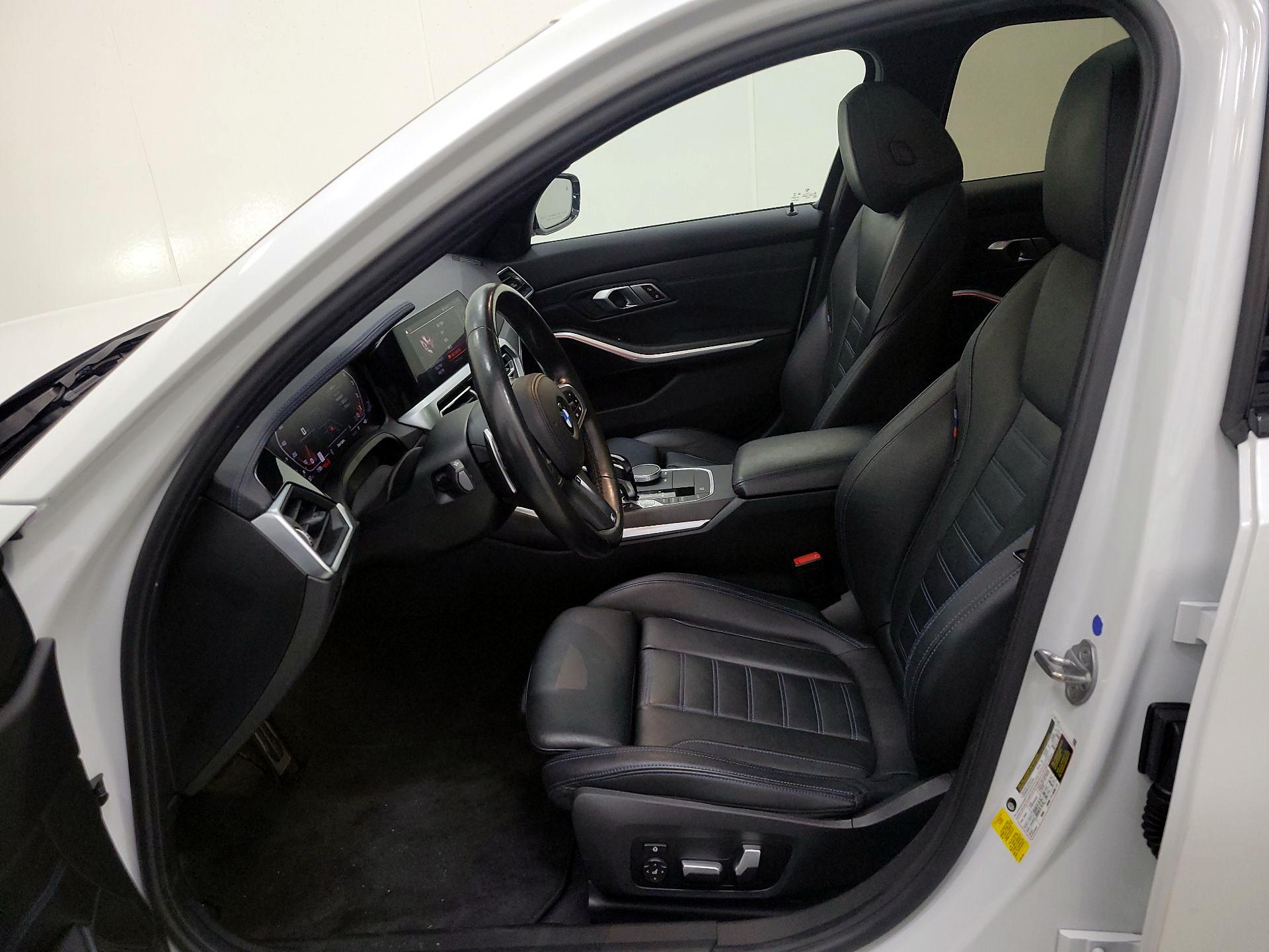 Thumbnail: 2020 BMW 3 Series - 9