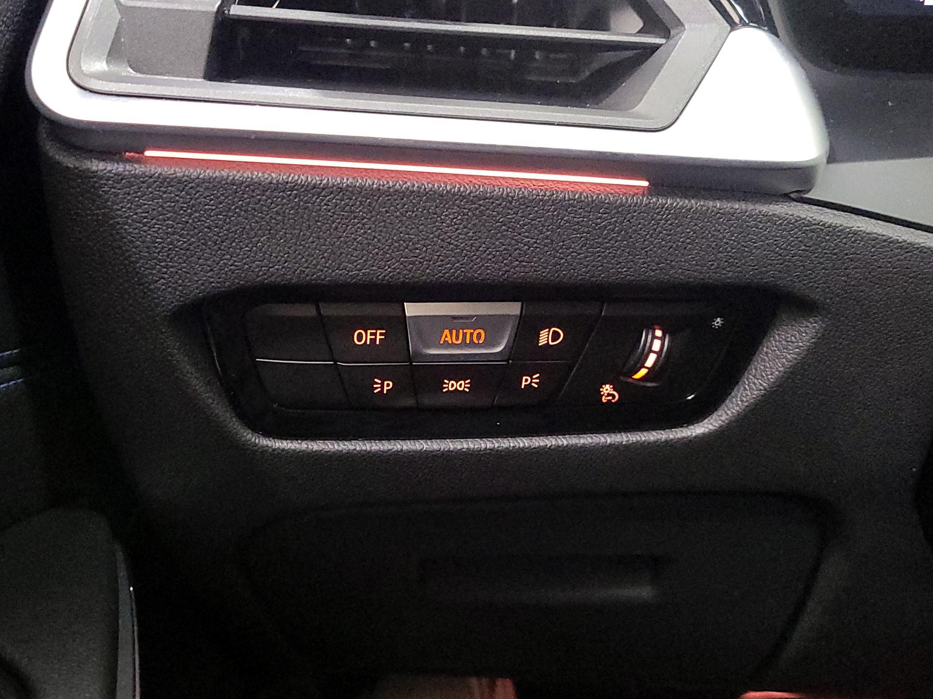 Thumbnail: 2020 BMW 3 Series - 11