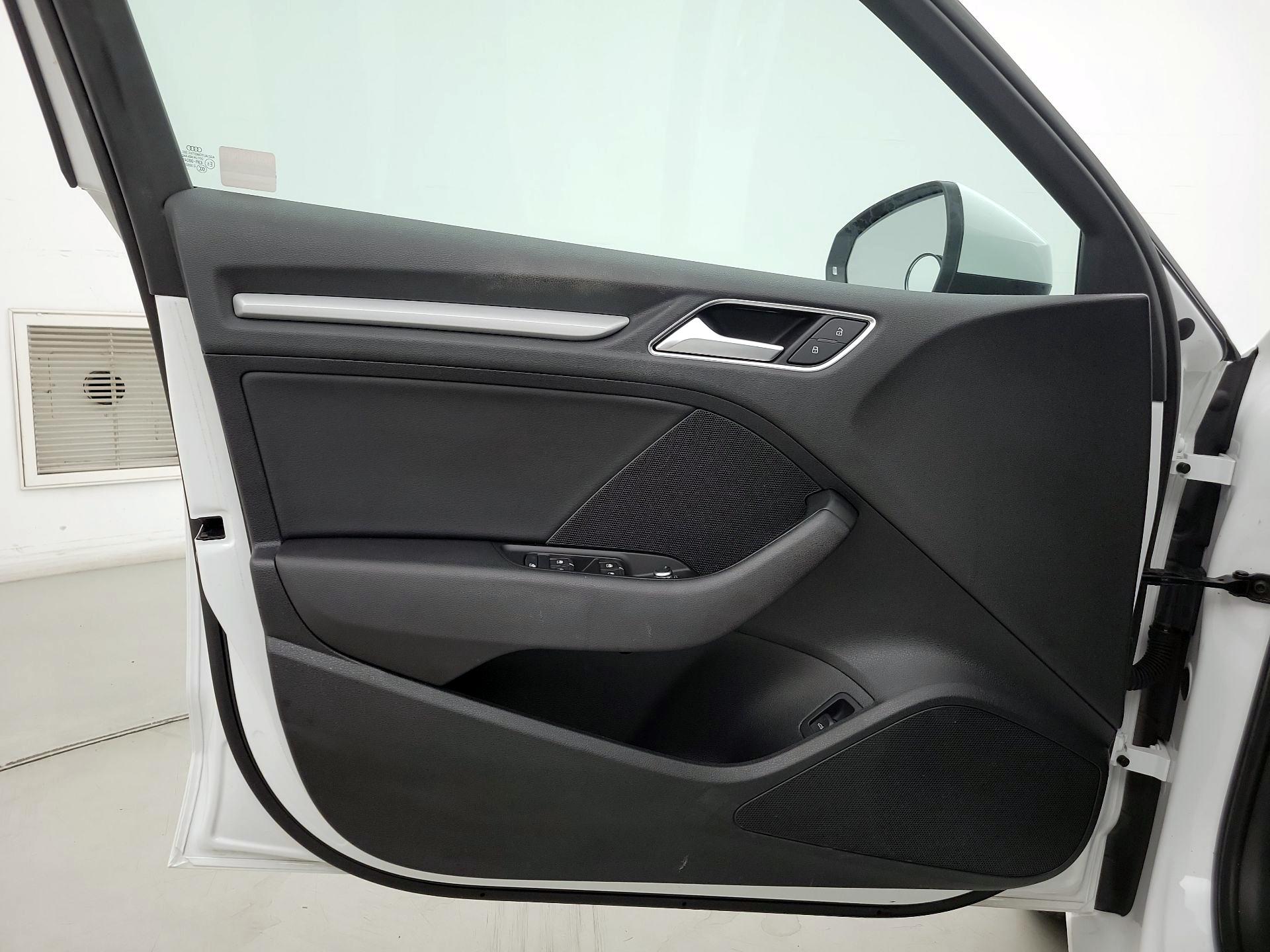 Thumbnail: 2018 Audi A3 - 12