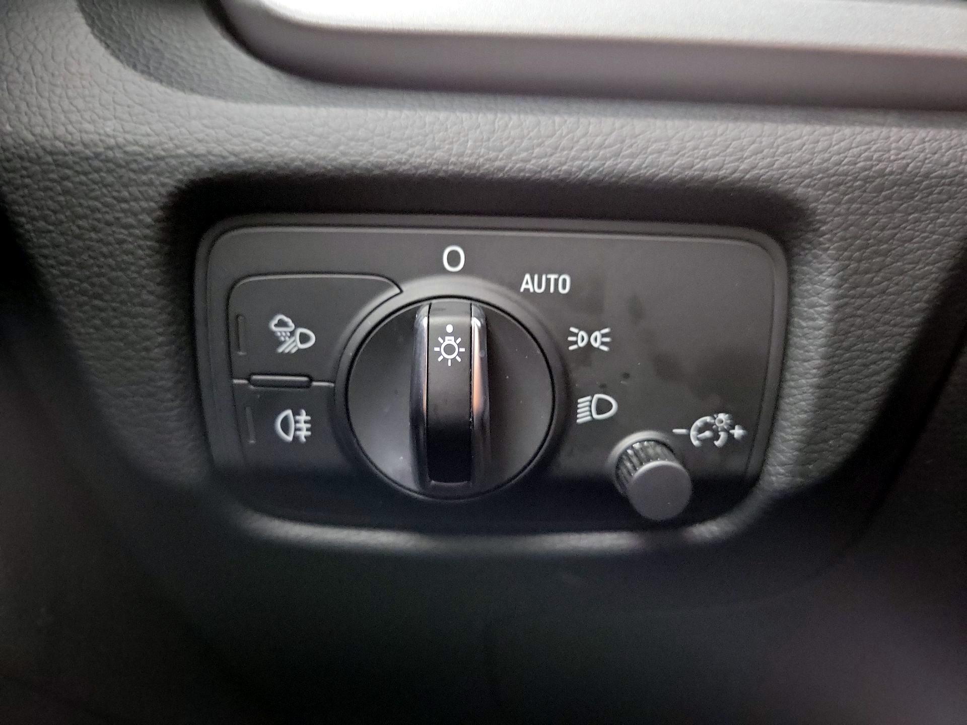 Thumbnail: 2018 Audi A3 - 13