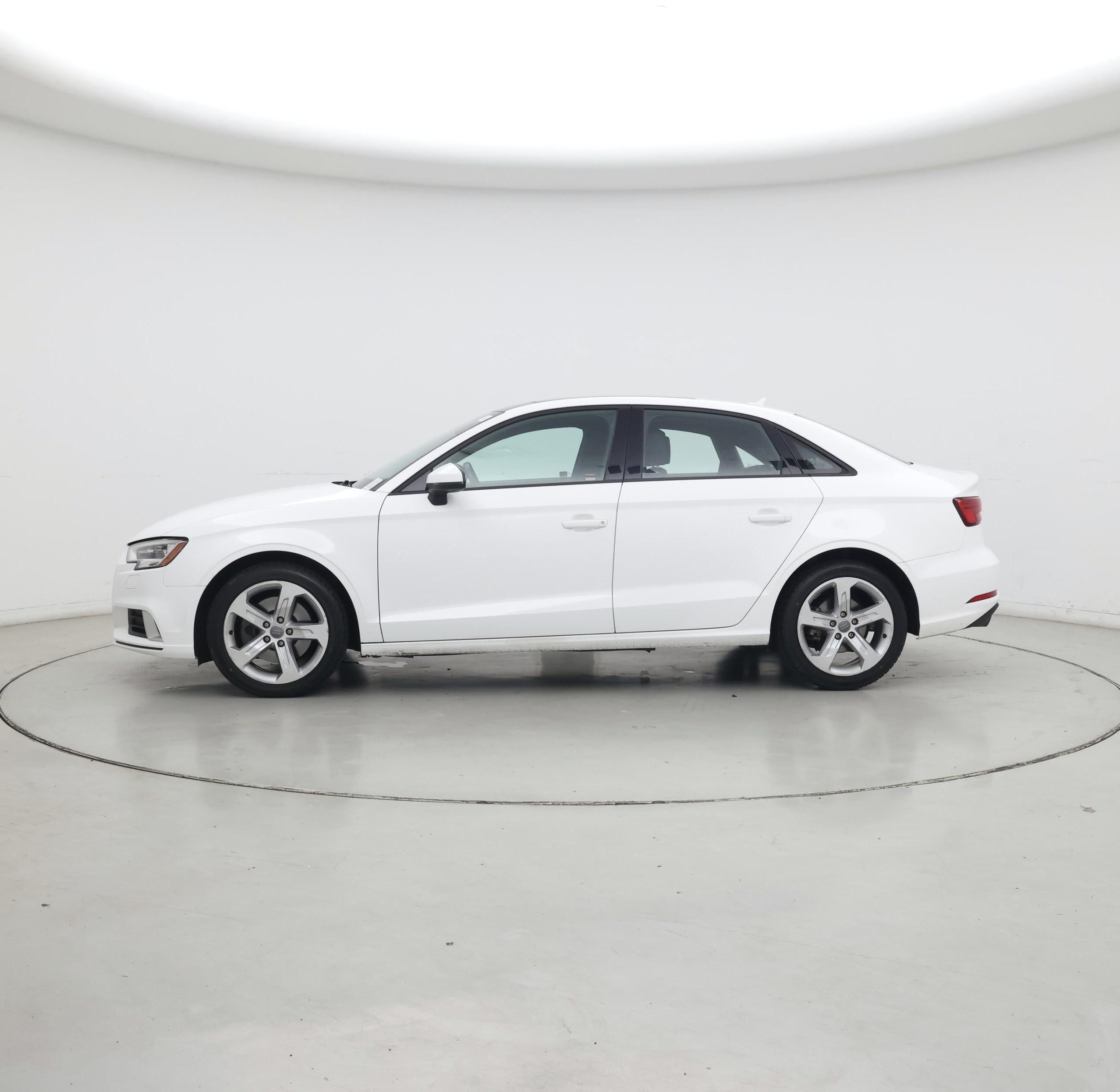 Thumbnail: 2018 Audi A3 - 3