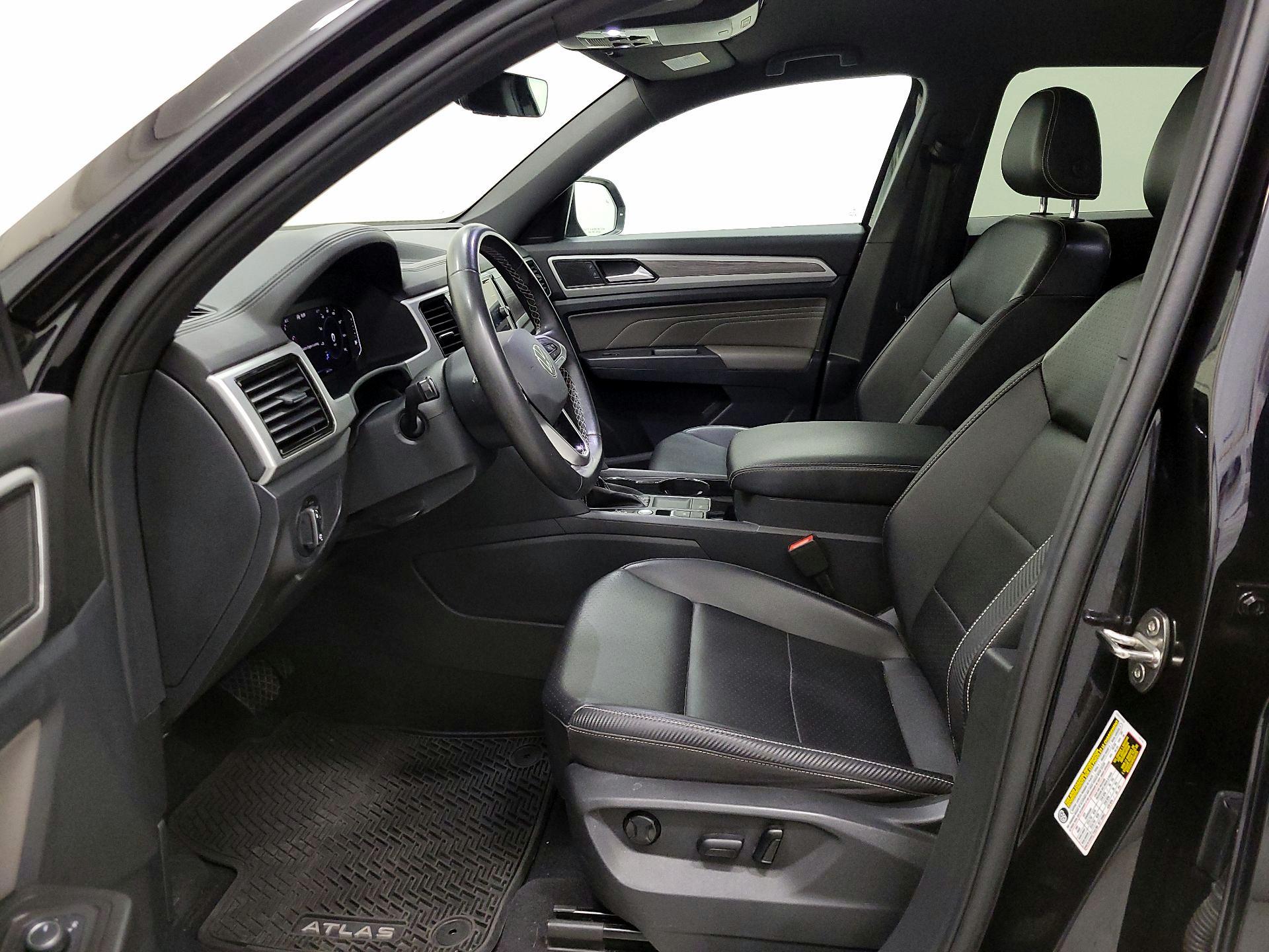 Thumbnail: 2022 Volkswagen Atlas - 11