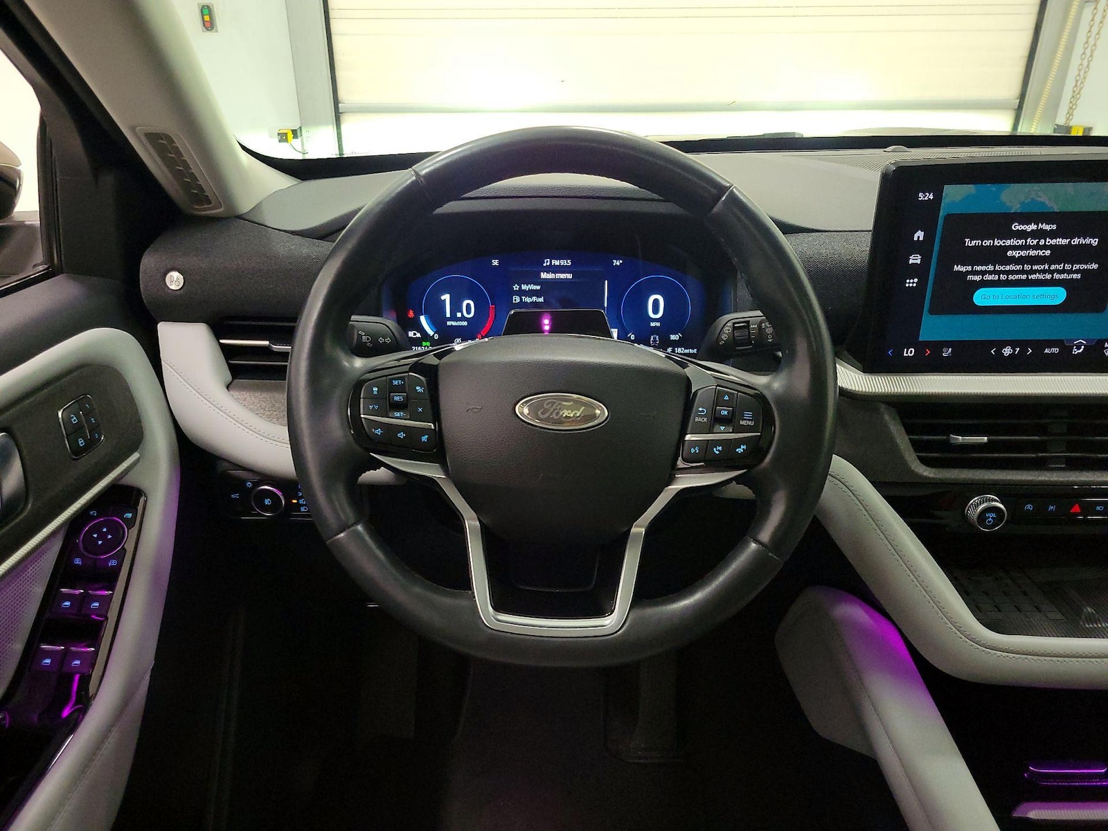 2025 Ford Explorer Platinum - Photo 11
