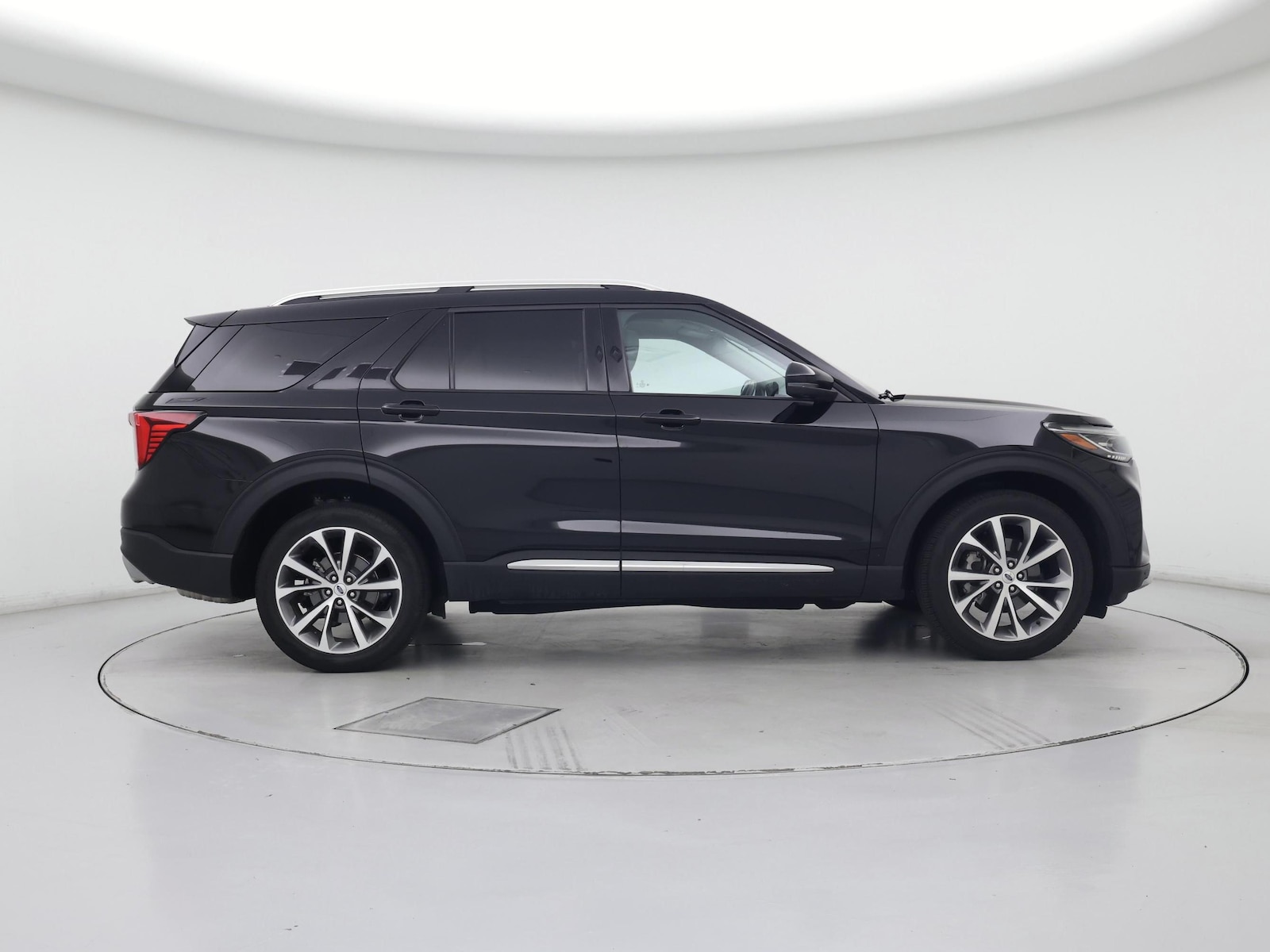 2025 Ford Explorer Platinum - Photo 8