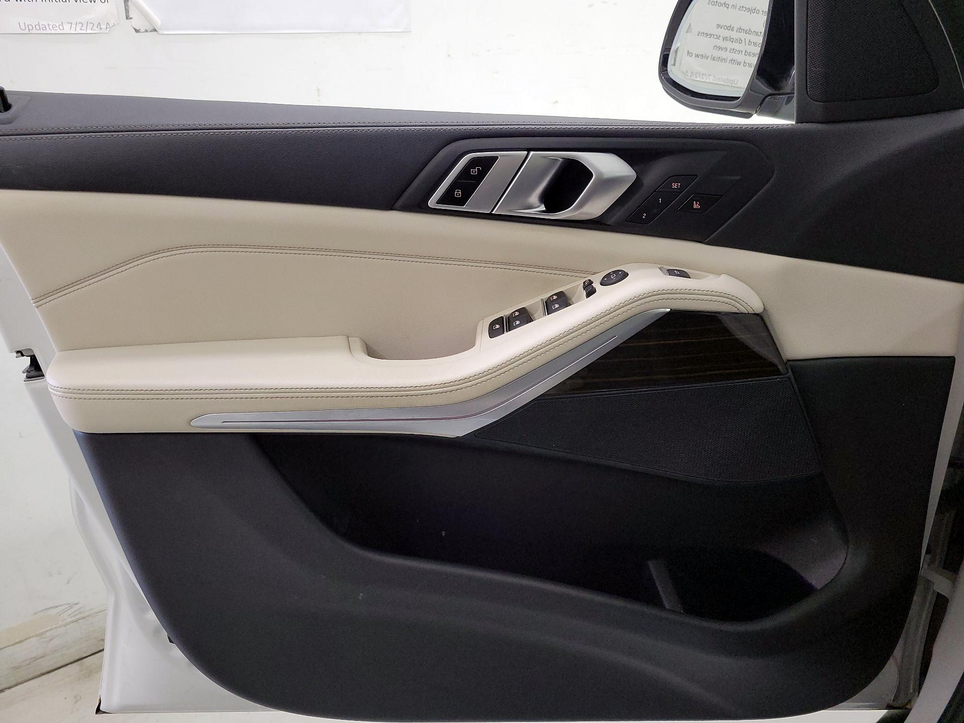 Thumbnail: 2020 BMW X5 - 12