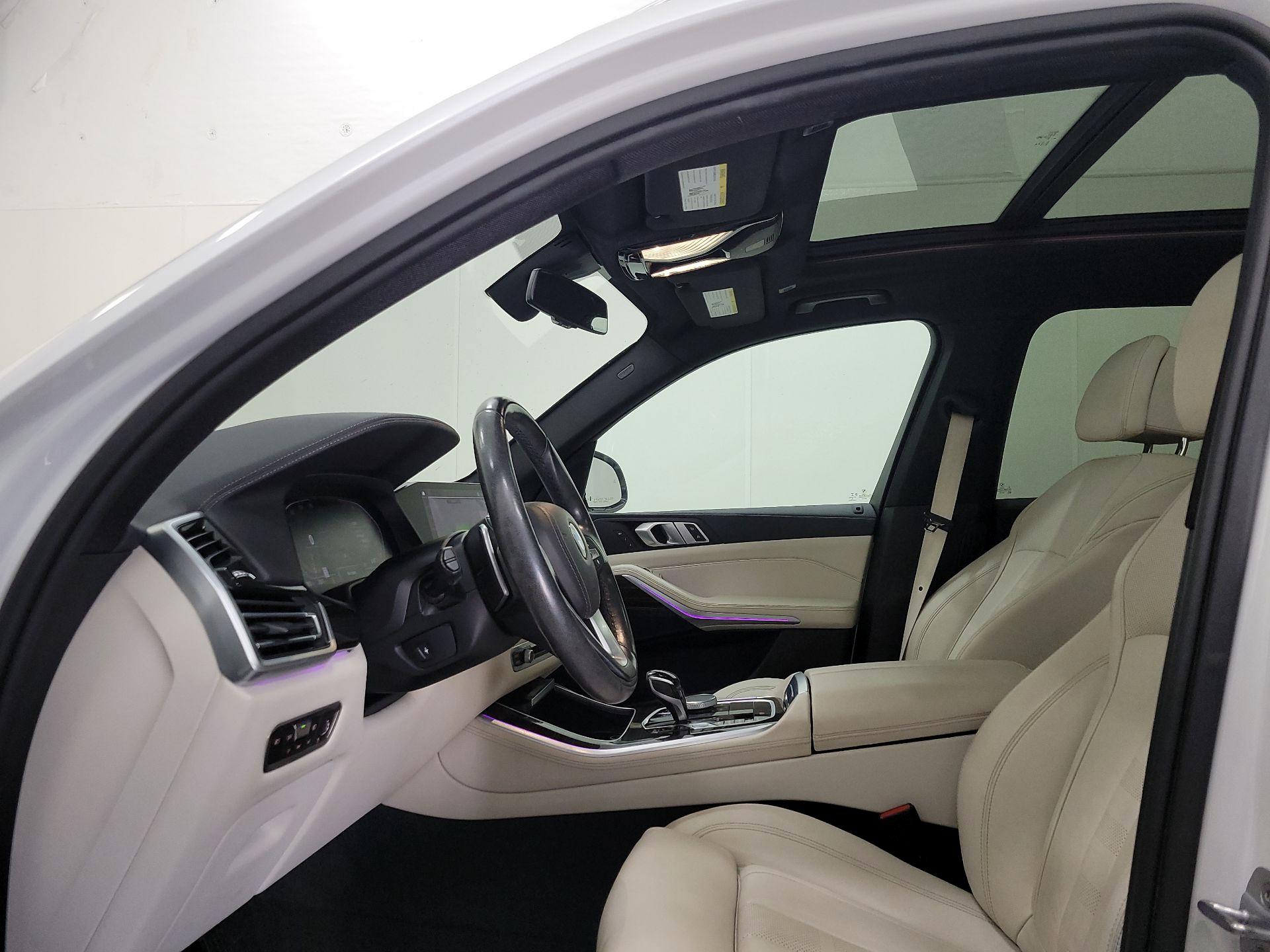 Thumbnail: 2020 BMW X5 - 20