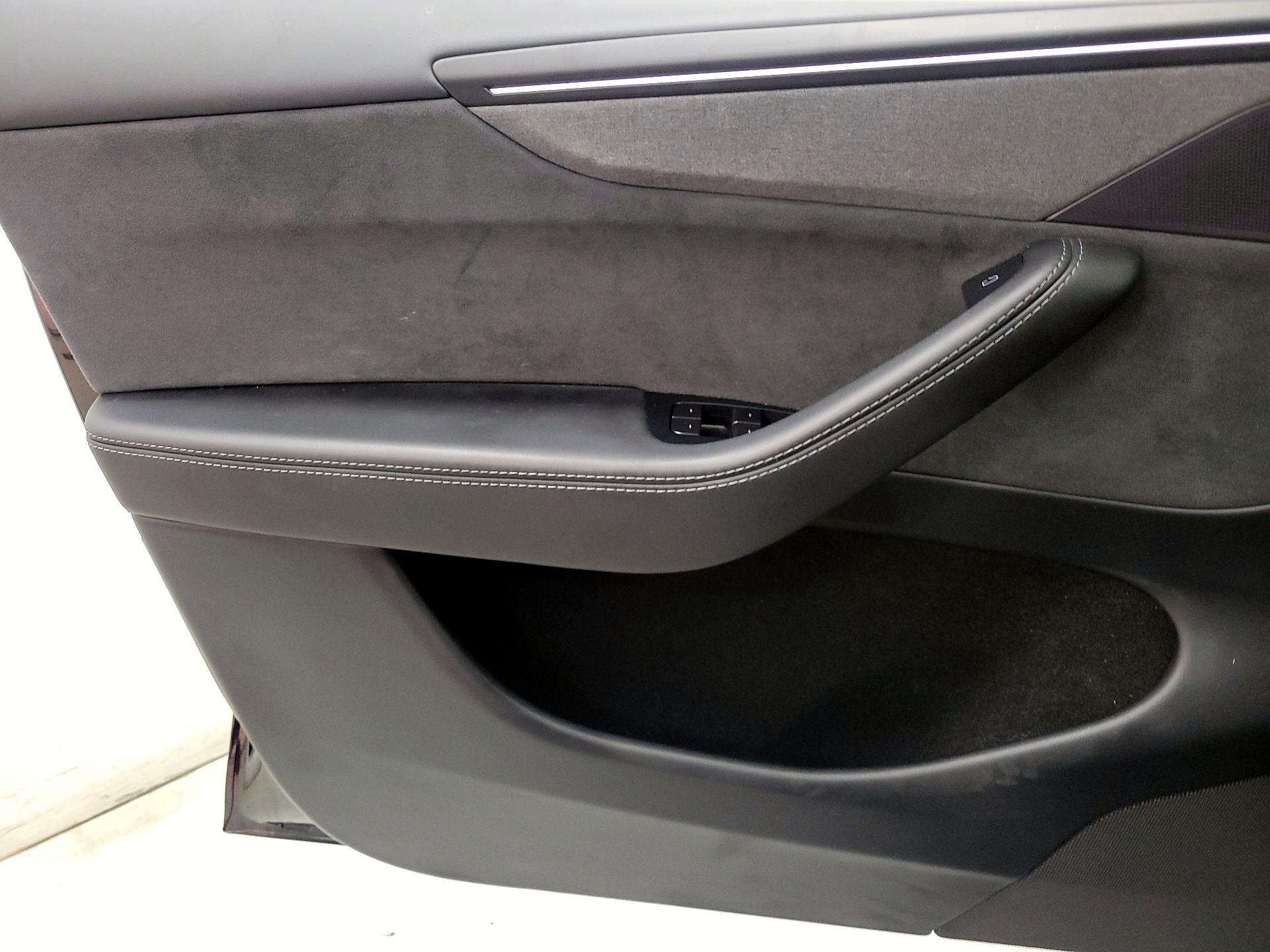 Thumbnail: 2026 Tesla Model Y - 12