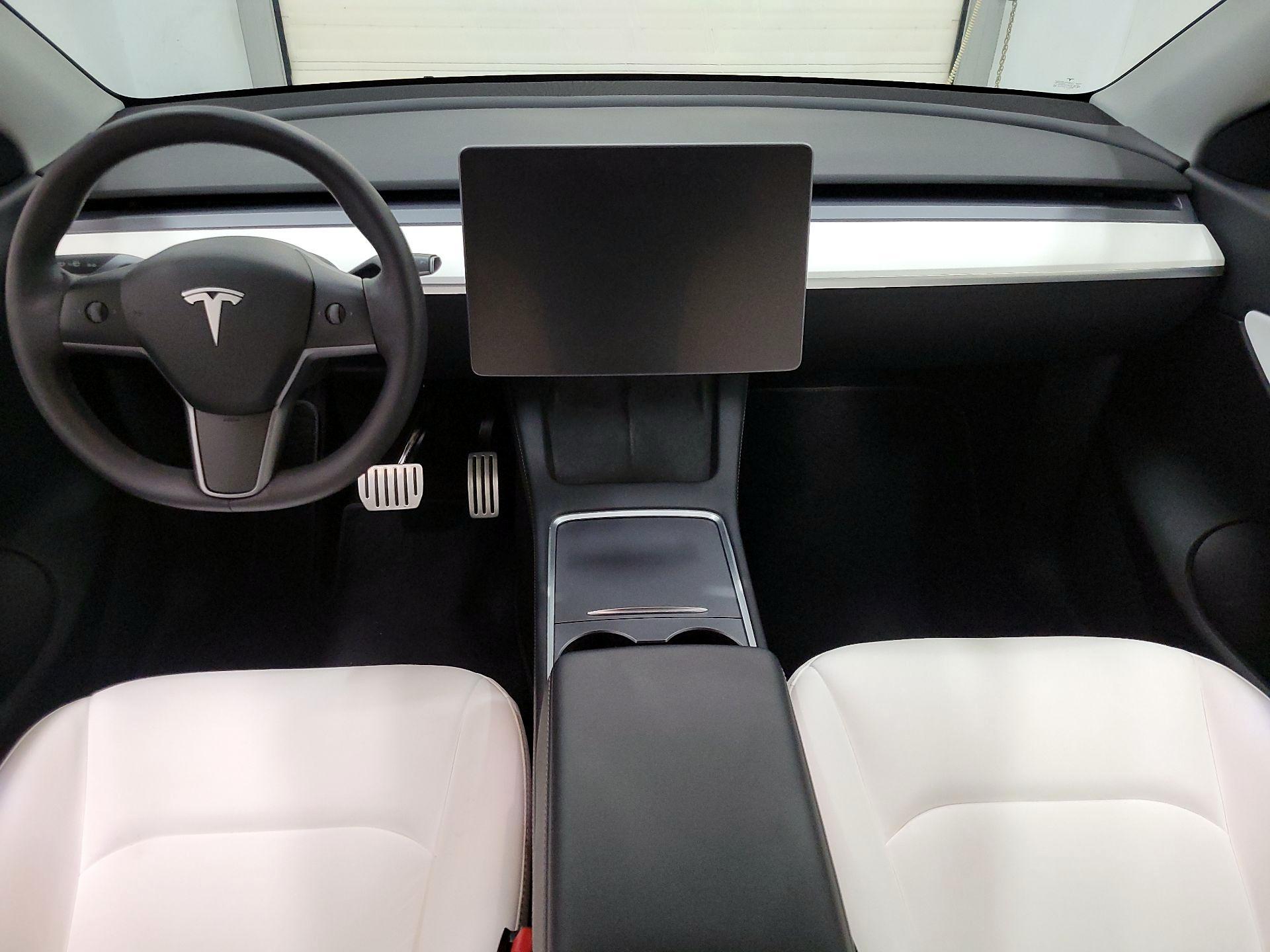 Thumbnail: 2022 Tesla Model Y - 9
