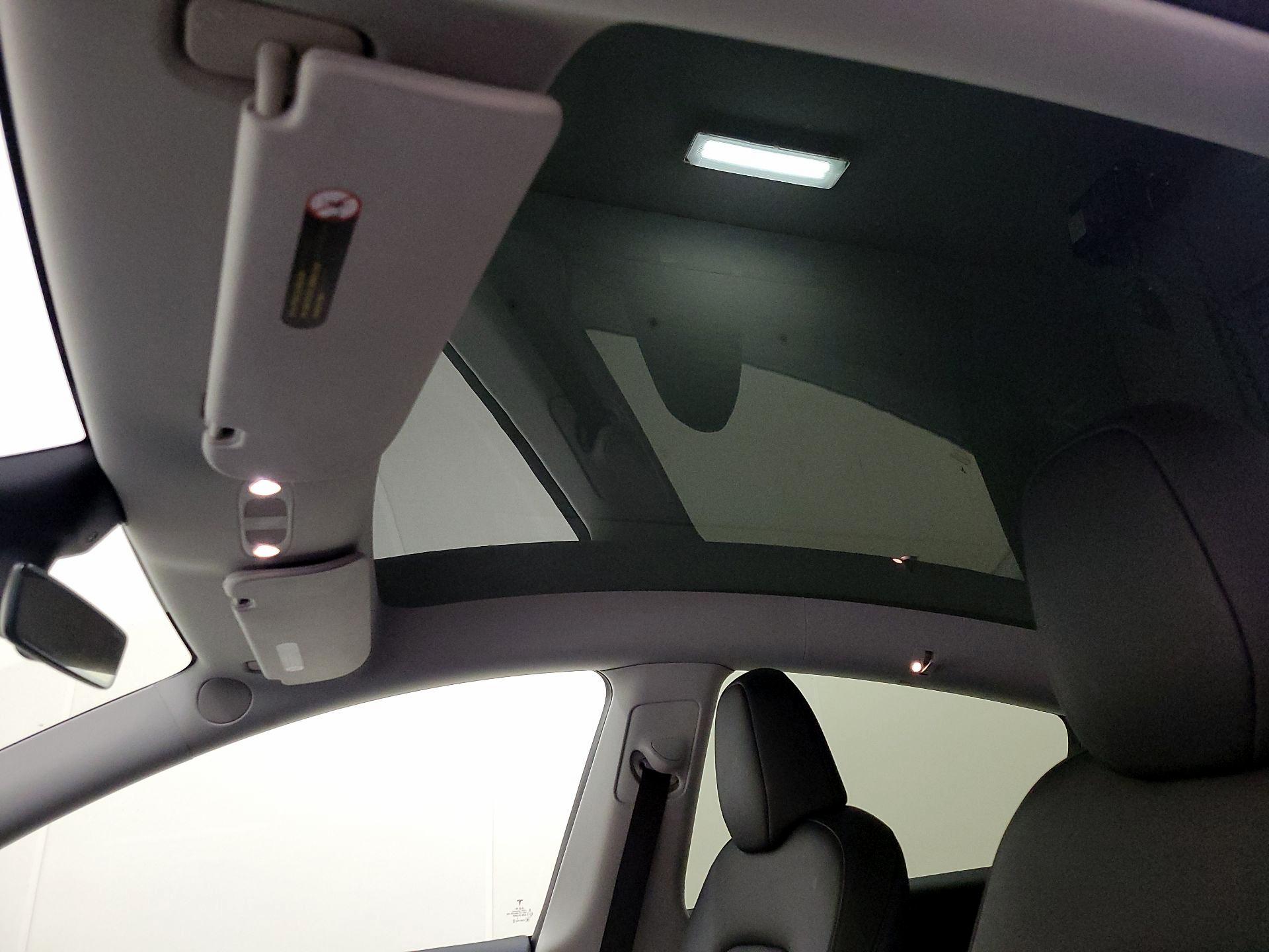 Thumbnail: 2023 Tesla Model Y - 18
