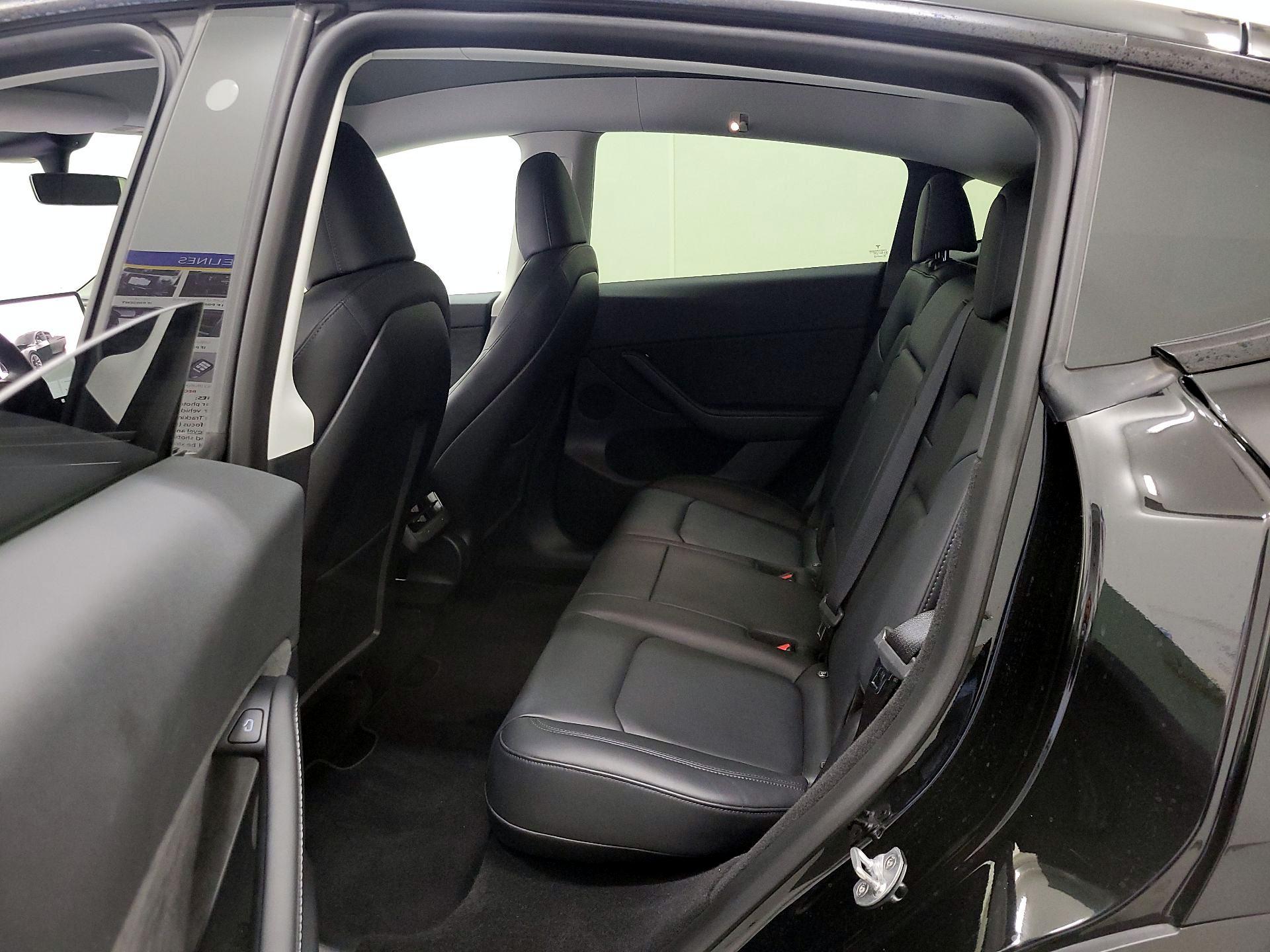 Thumbnail: 2023 Tesla Model Y - 19