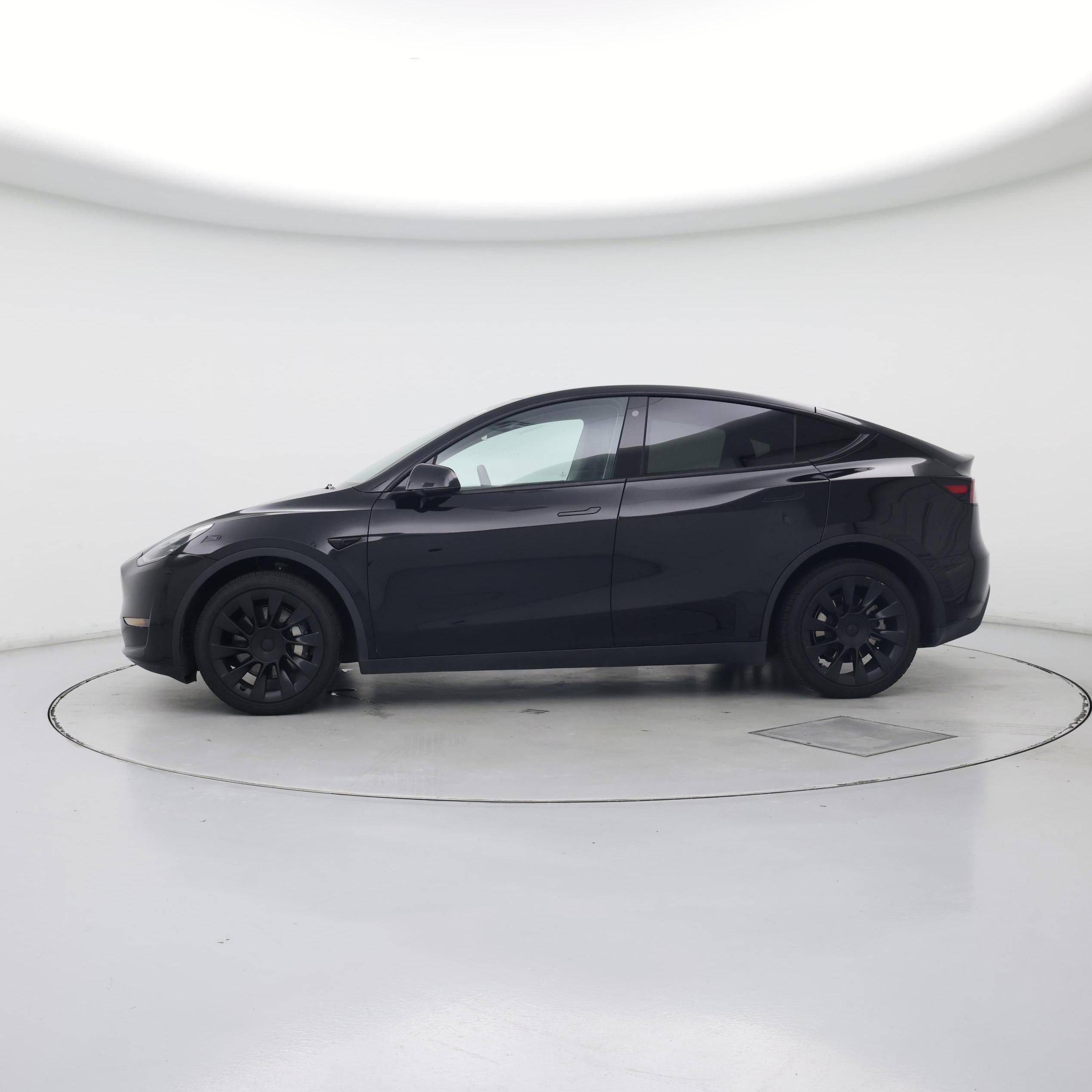 Thumbnail: 2023 Tesla Model Y - 3