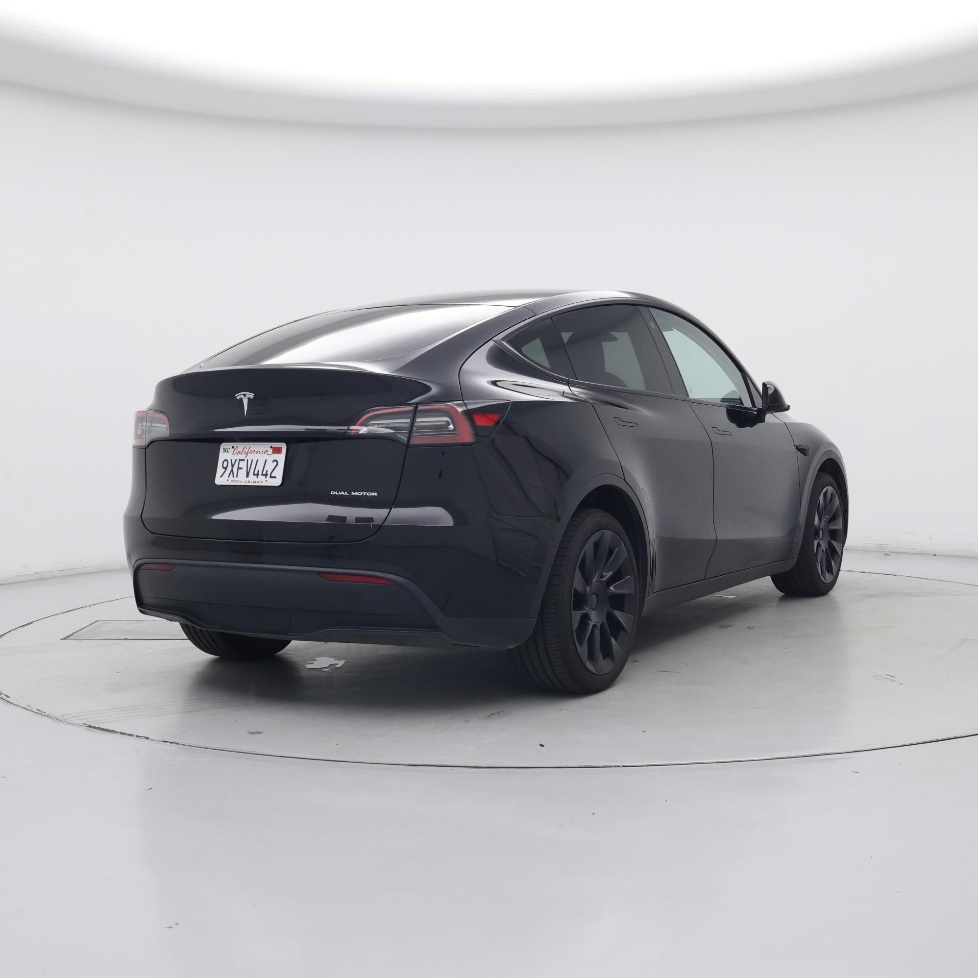 Thumbnail: 2023 Tesla Model Y - 8