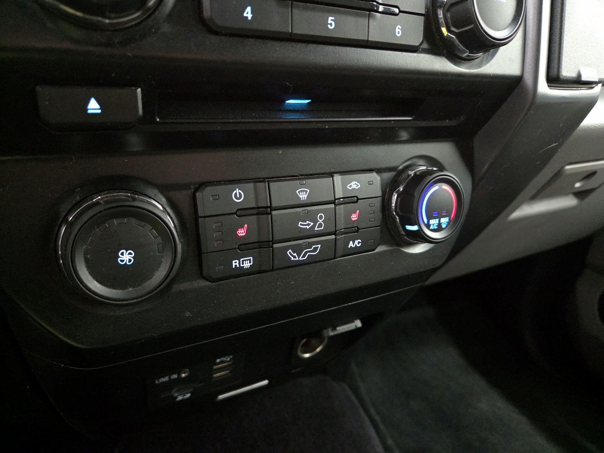 Thumbnail: 2015 Ford F-150 - 16