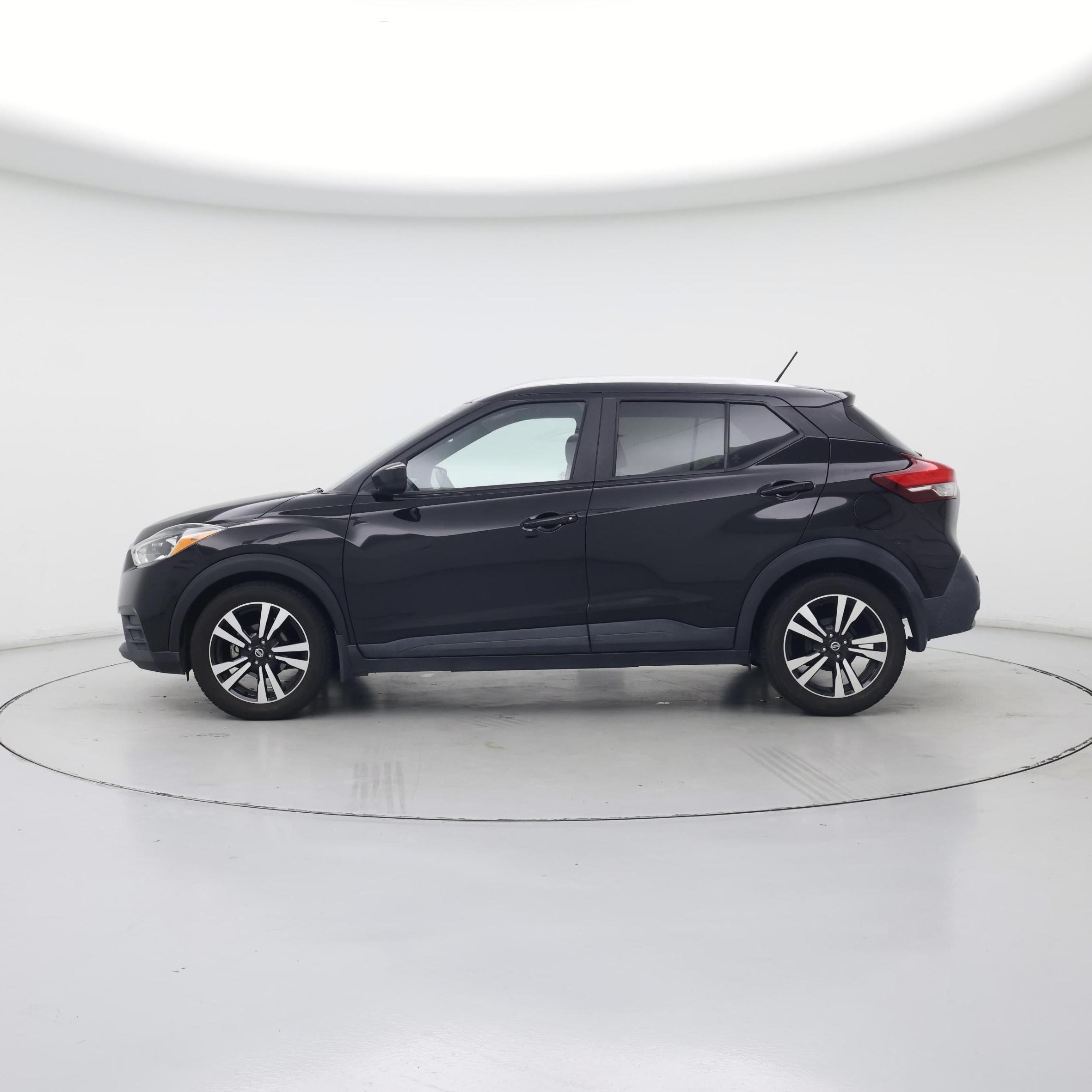Thumbnail: 2020 Nissan Kicks - 3