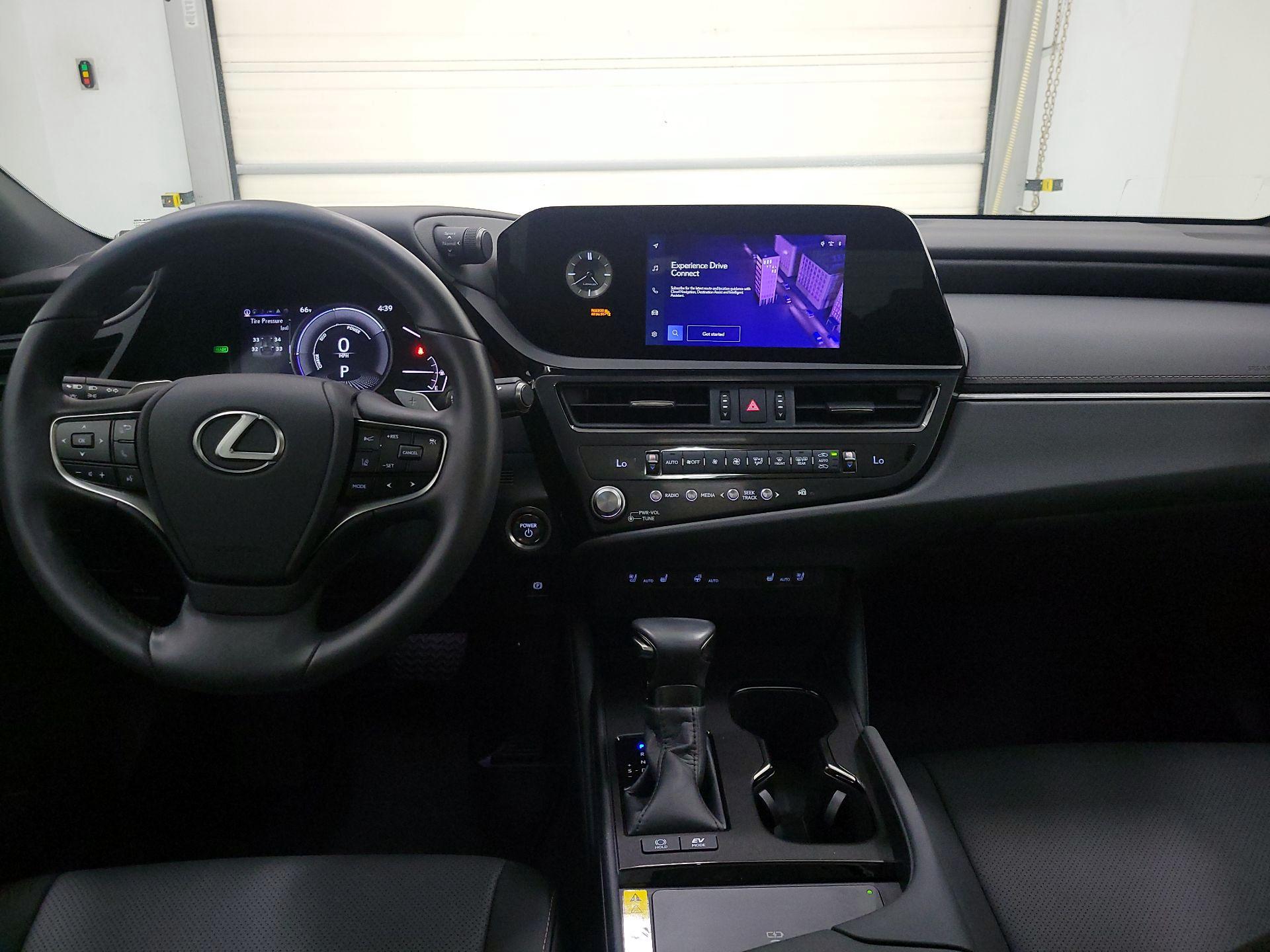 Thumbnail: 2024 Lexus ES - 9