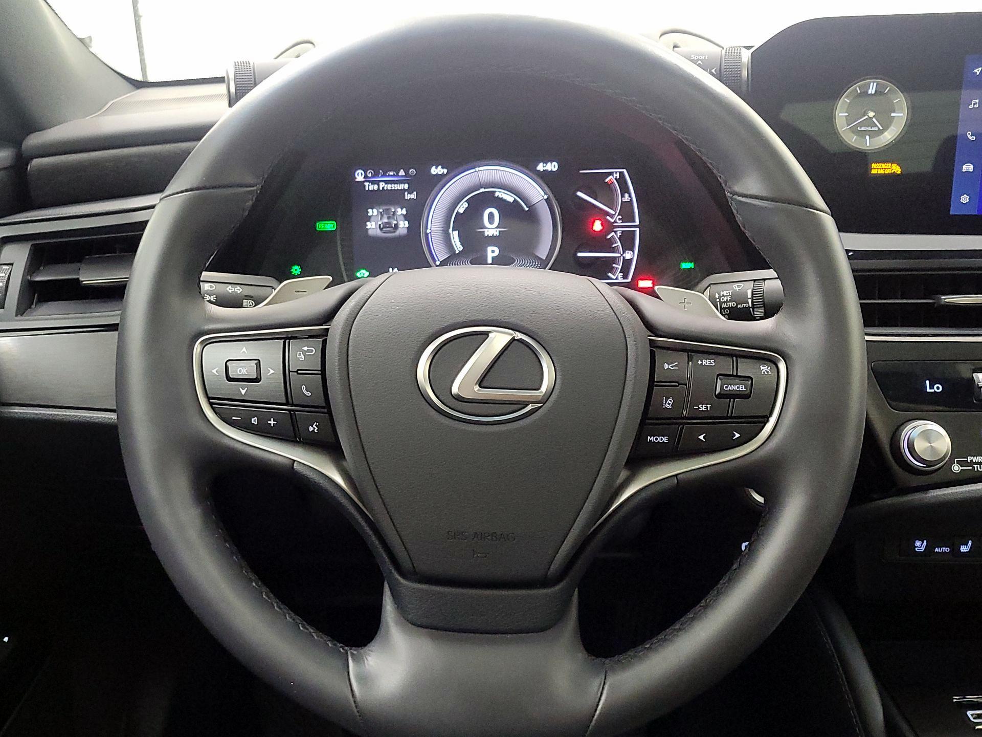 Thumbnail: 2024 Lexus ES - 10