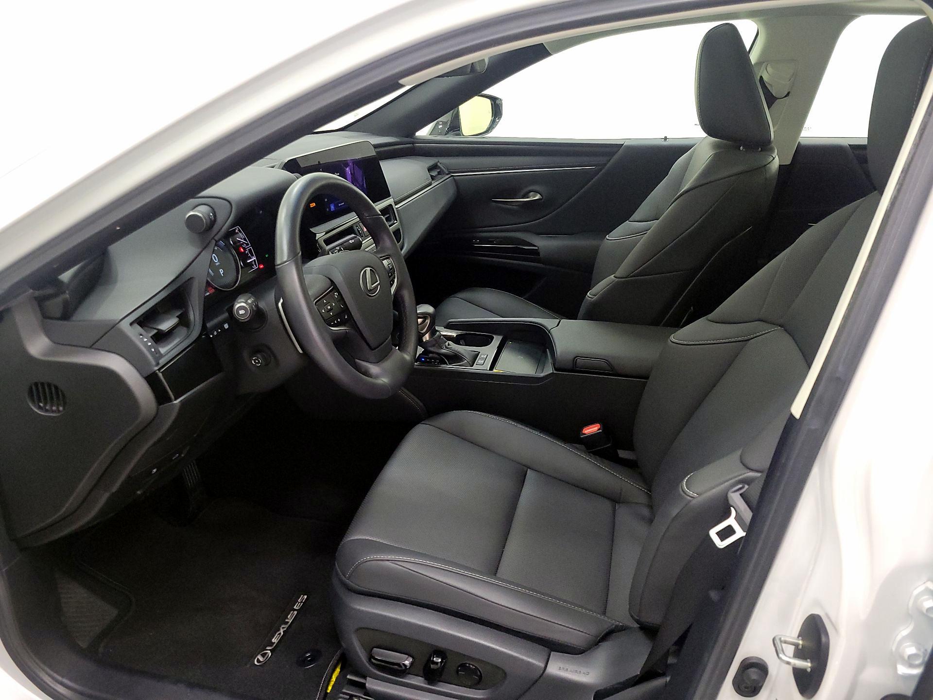 Thumbnail: 2024 Lexus ES - 11