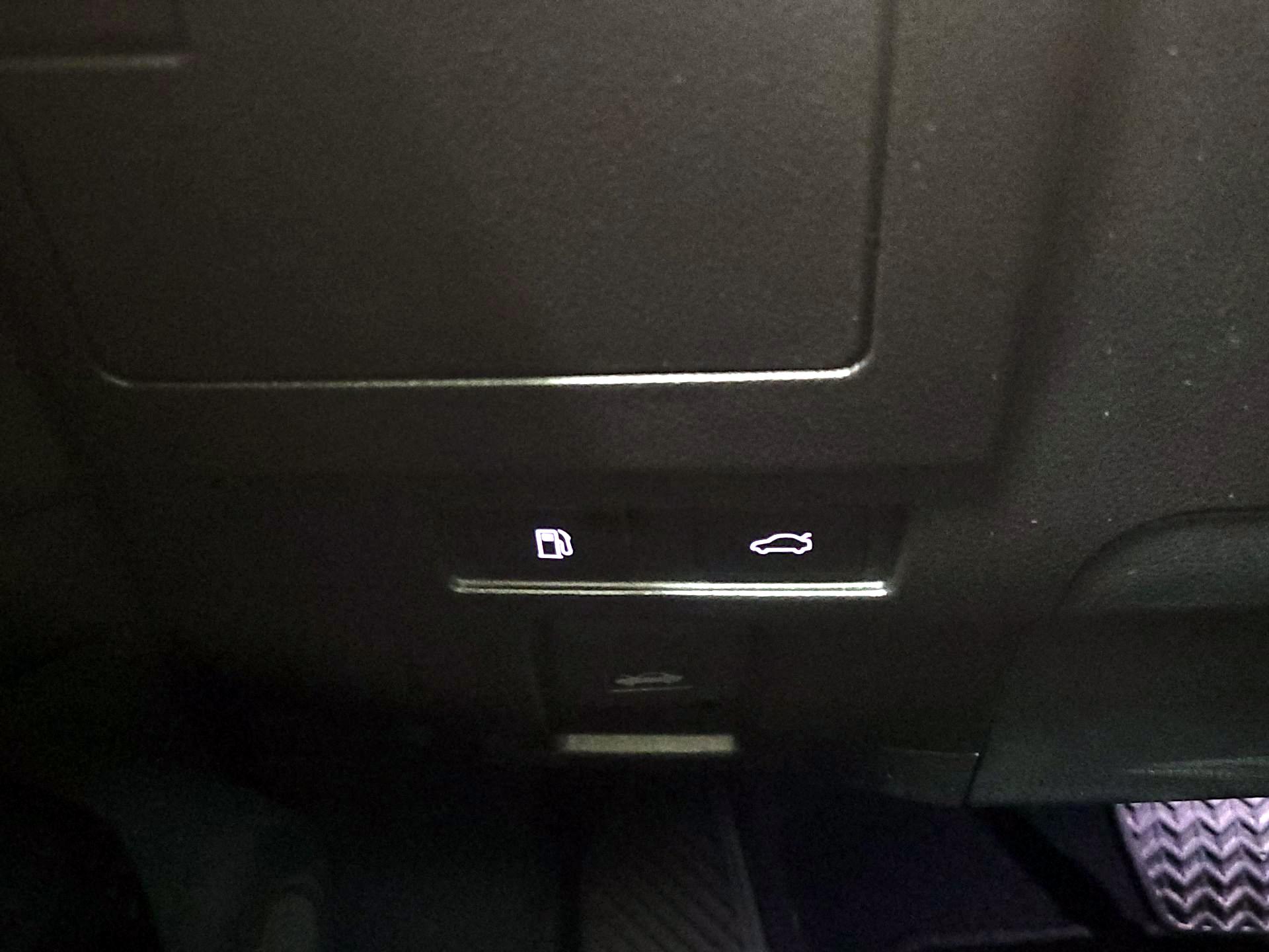 Thumbnail: 2024 Lexus ES - 13