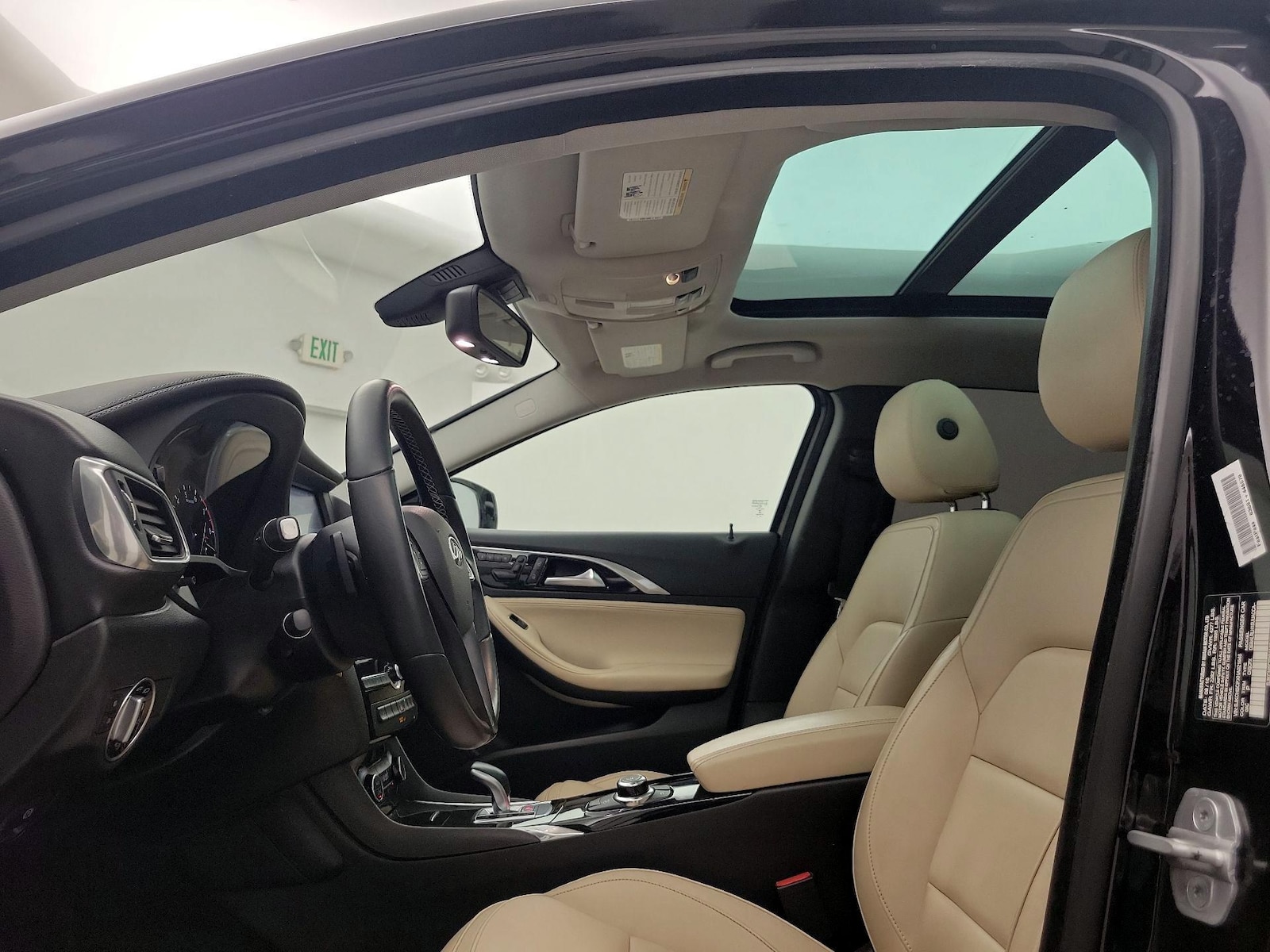 2017 INFINITI QX30 Premium - Photo 21