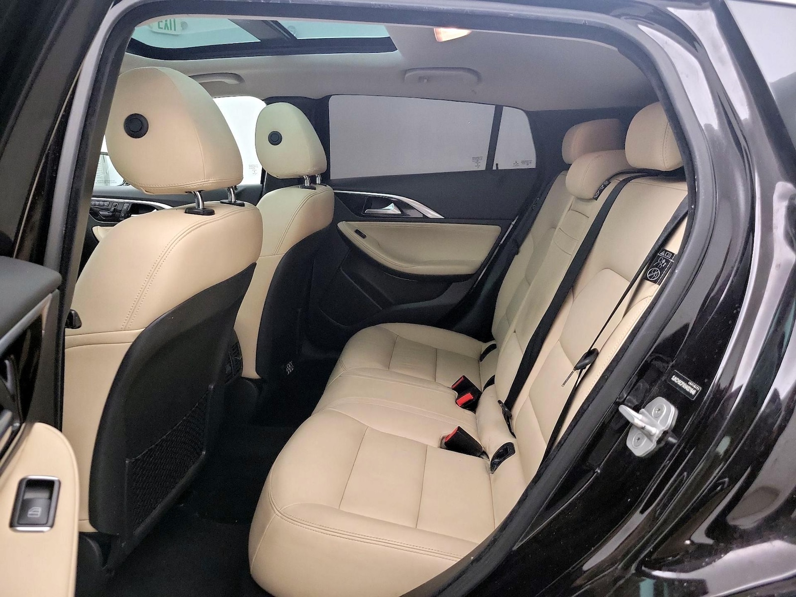 2017 INFINITI QX30 Premium - Photo 22