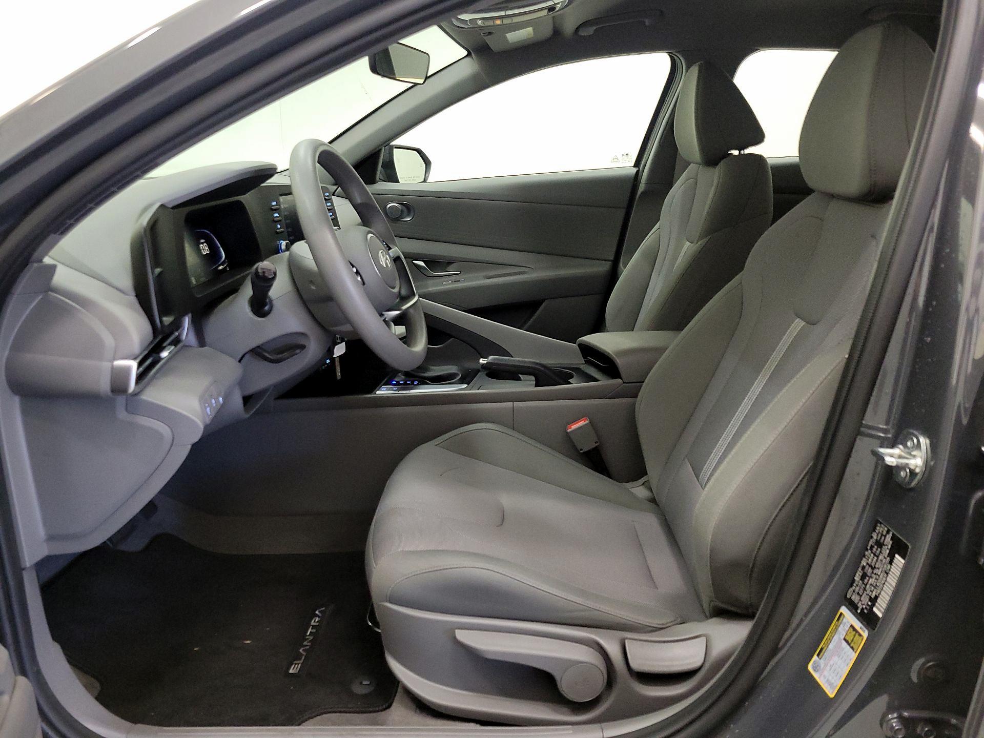Thumbnail: 2024 Hyundai Elantra - 11