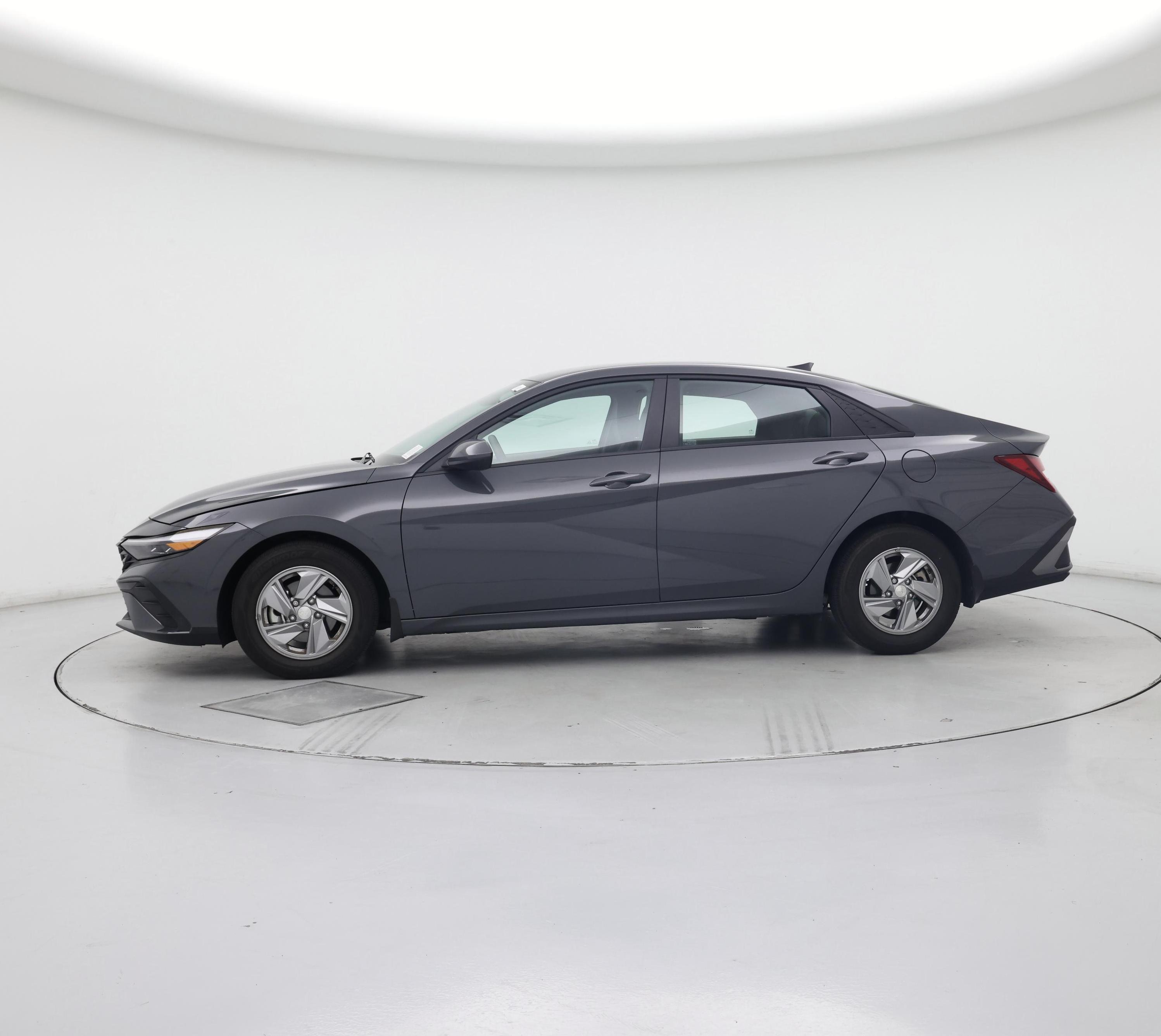 Thumbnail: 2024 Hyundai Elantra - 3